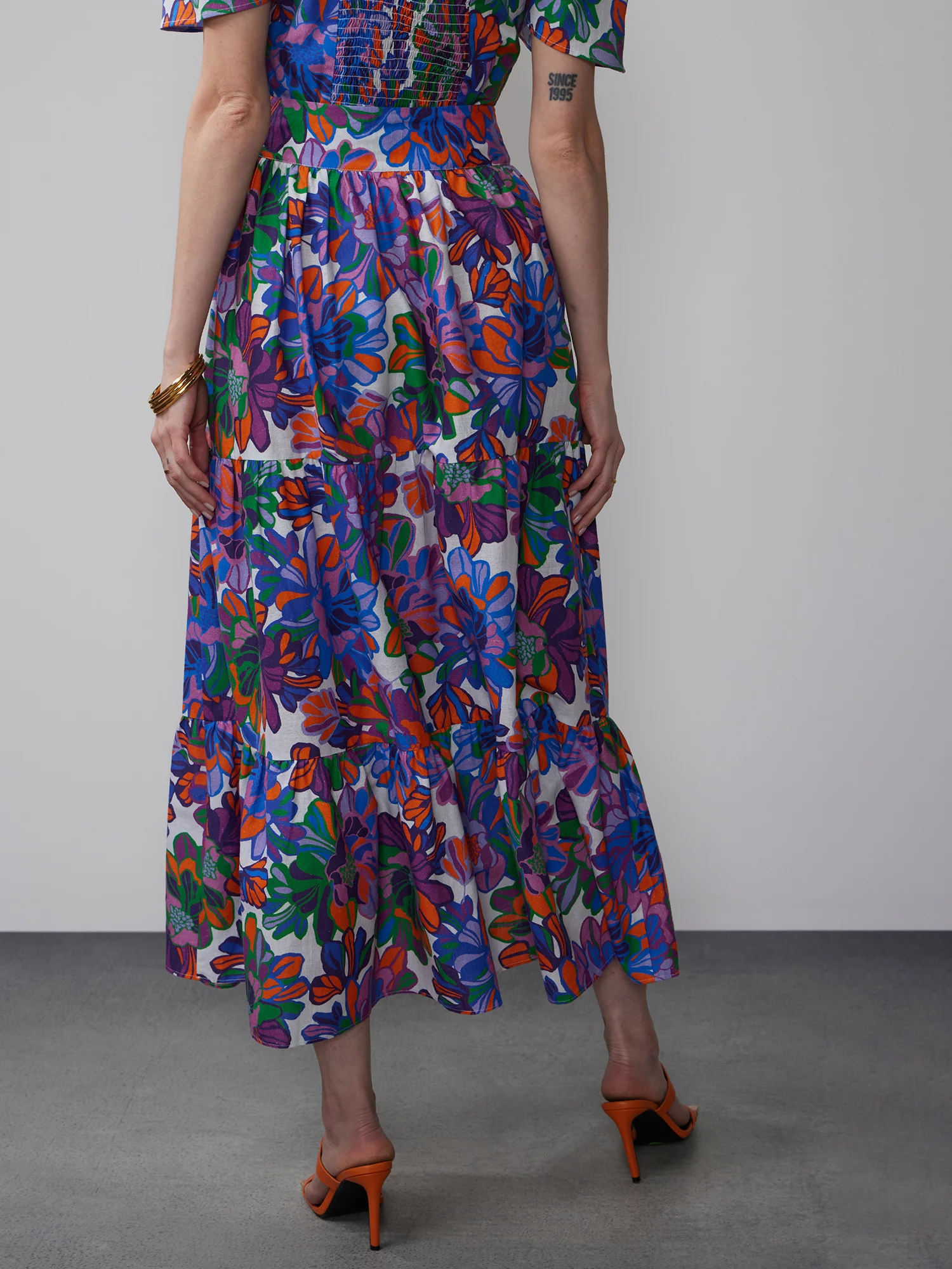 Printed Linen Tiered Skirt - Image 3