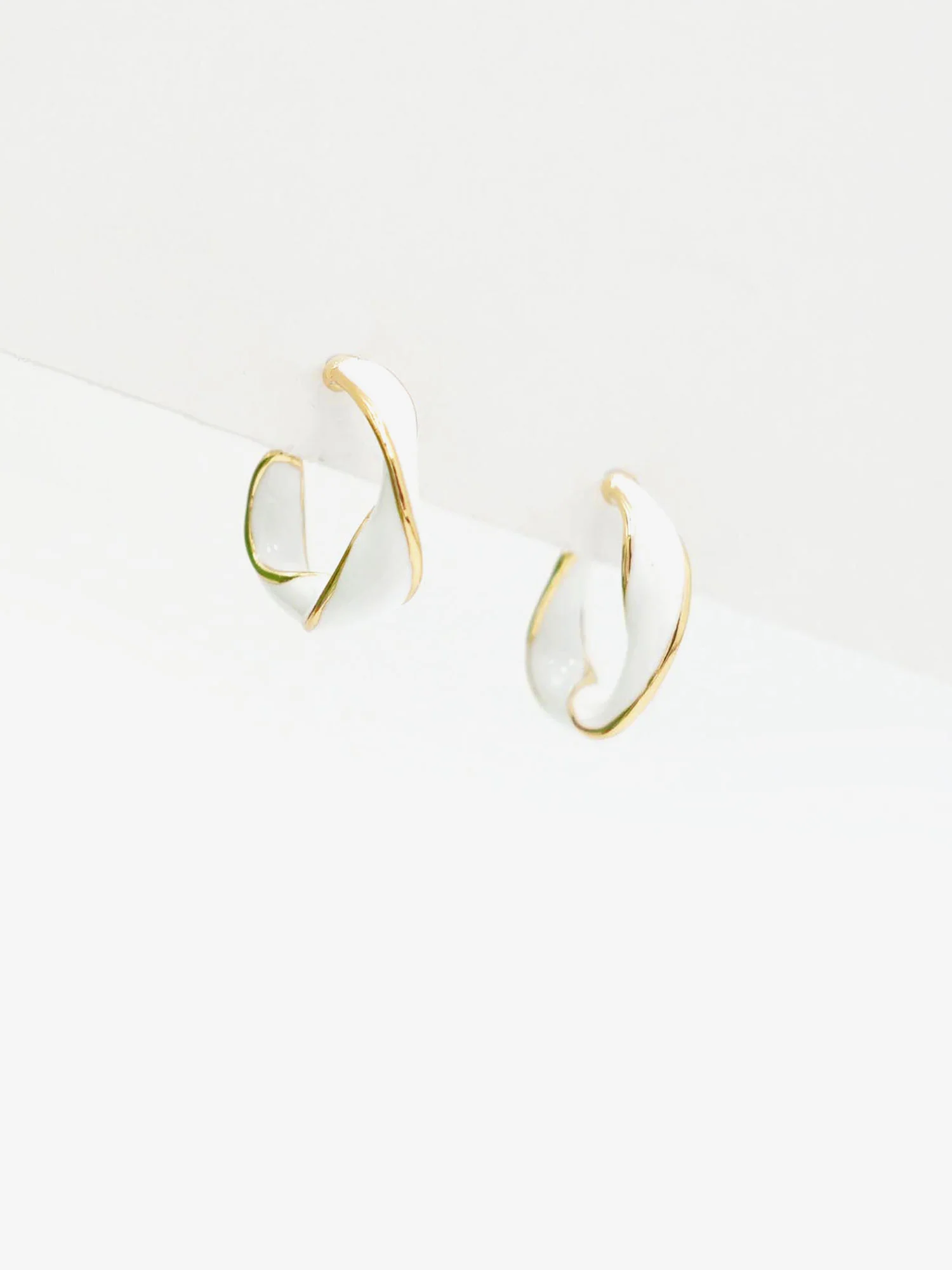 Enamel Twist Hoop Earrings