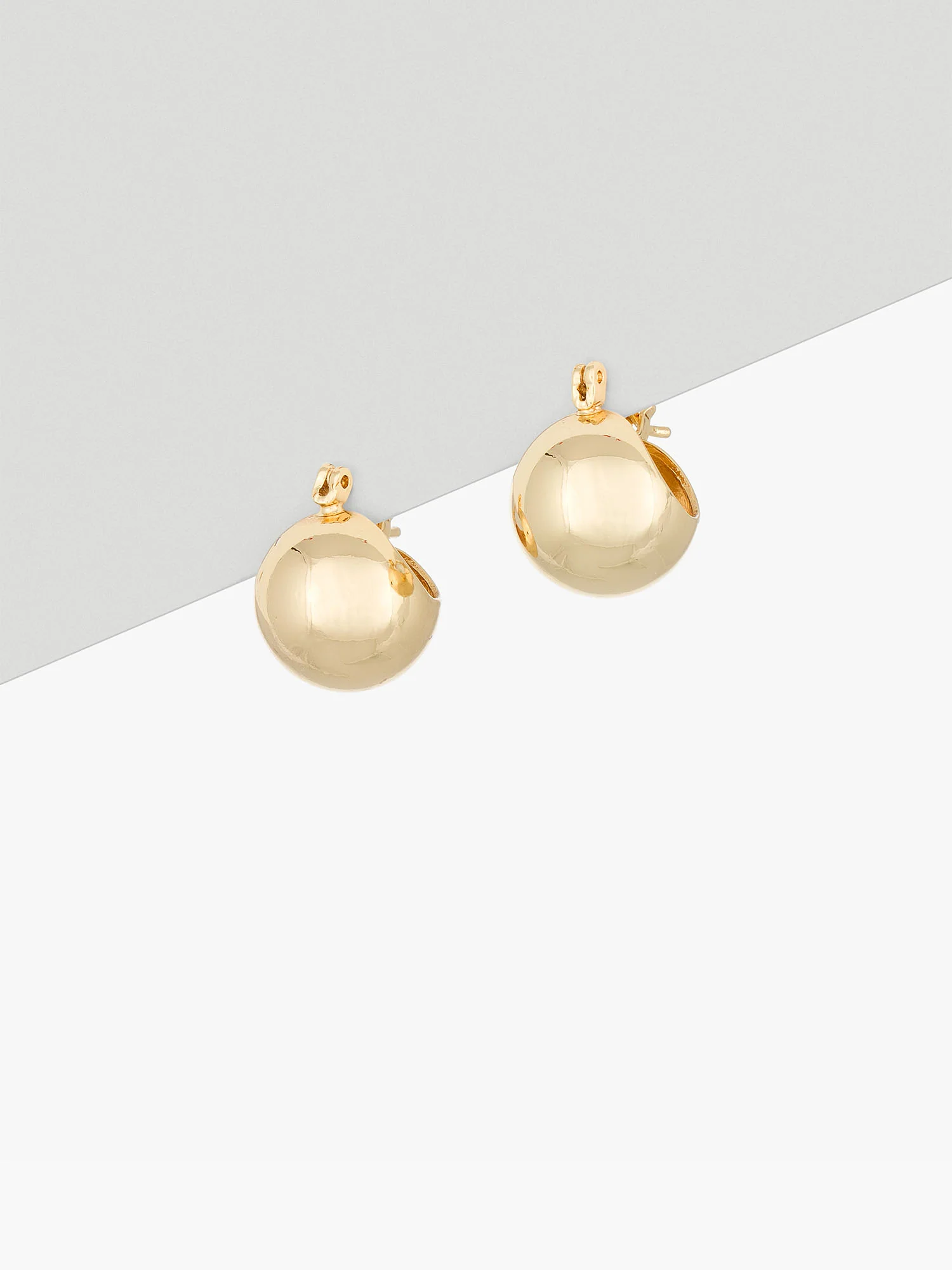14K Gold Ball Earring - Image 2