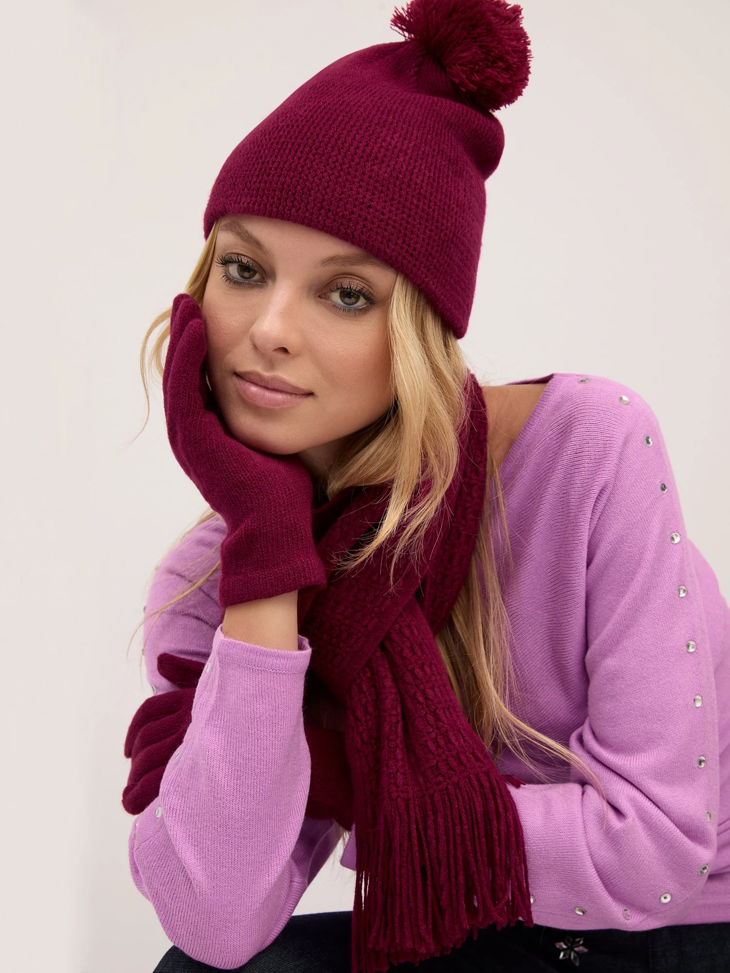 3-Piece Square-Stitch Scarf, Hat & Gloves Set - Image 10