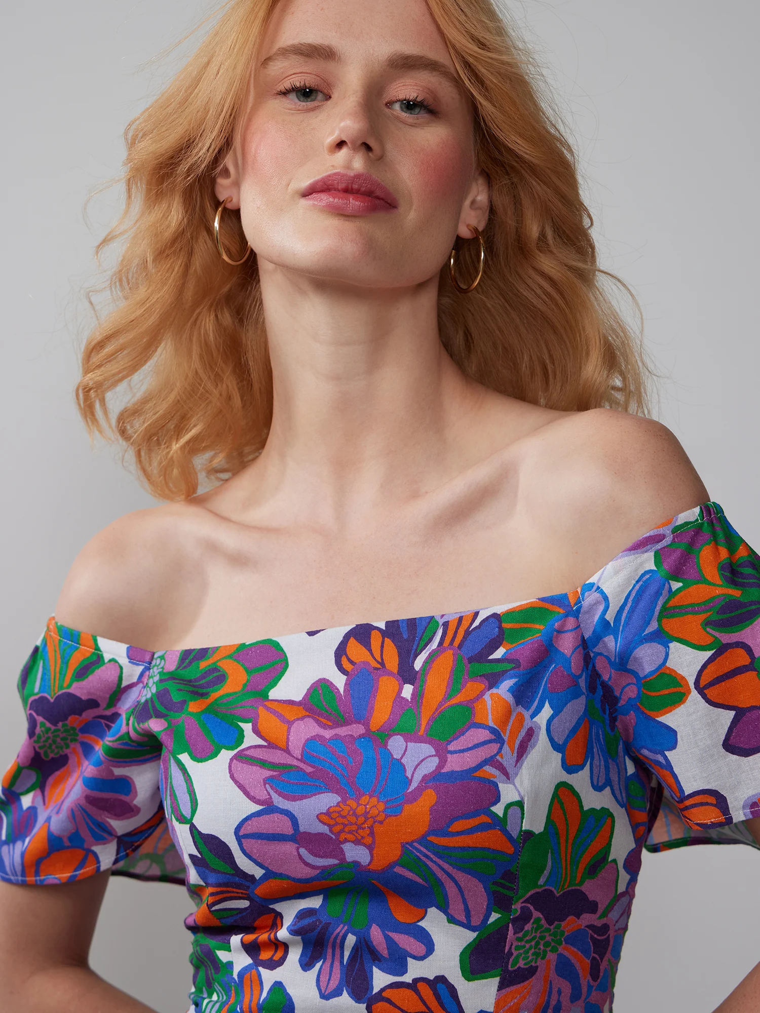 Short Sleeve Square Neck Top - Image 4