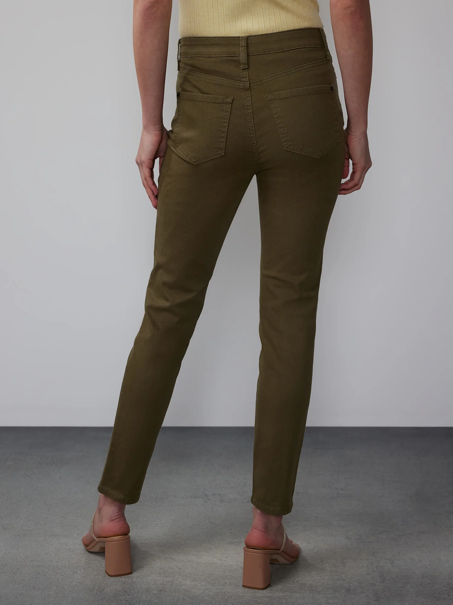 Curvy Mid Rise Skinny Jeans - Image 3