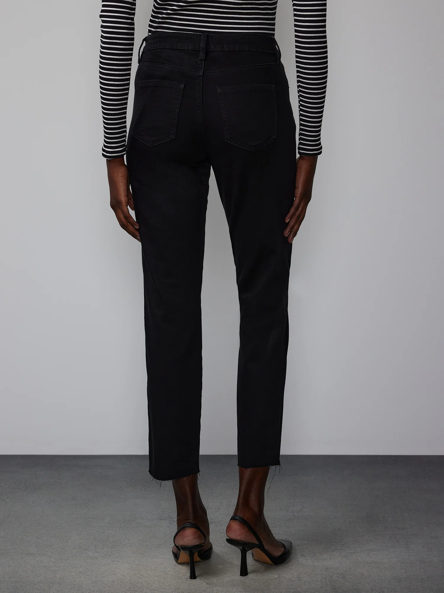 Curvy Mid Rise Raw Hem Boyfriend Jeans - Image 3