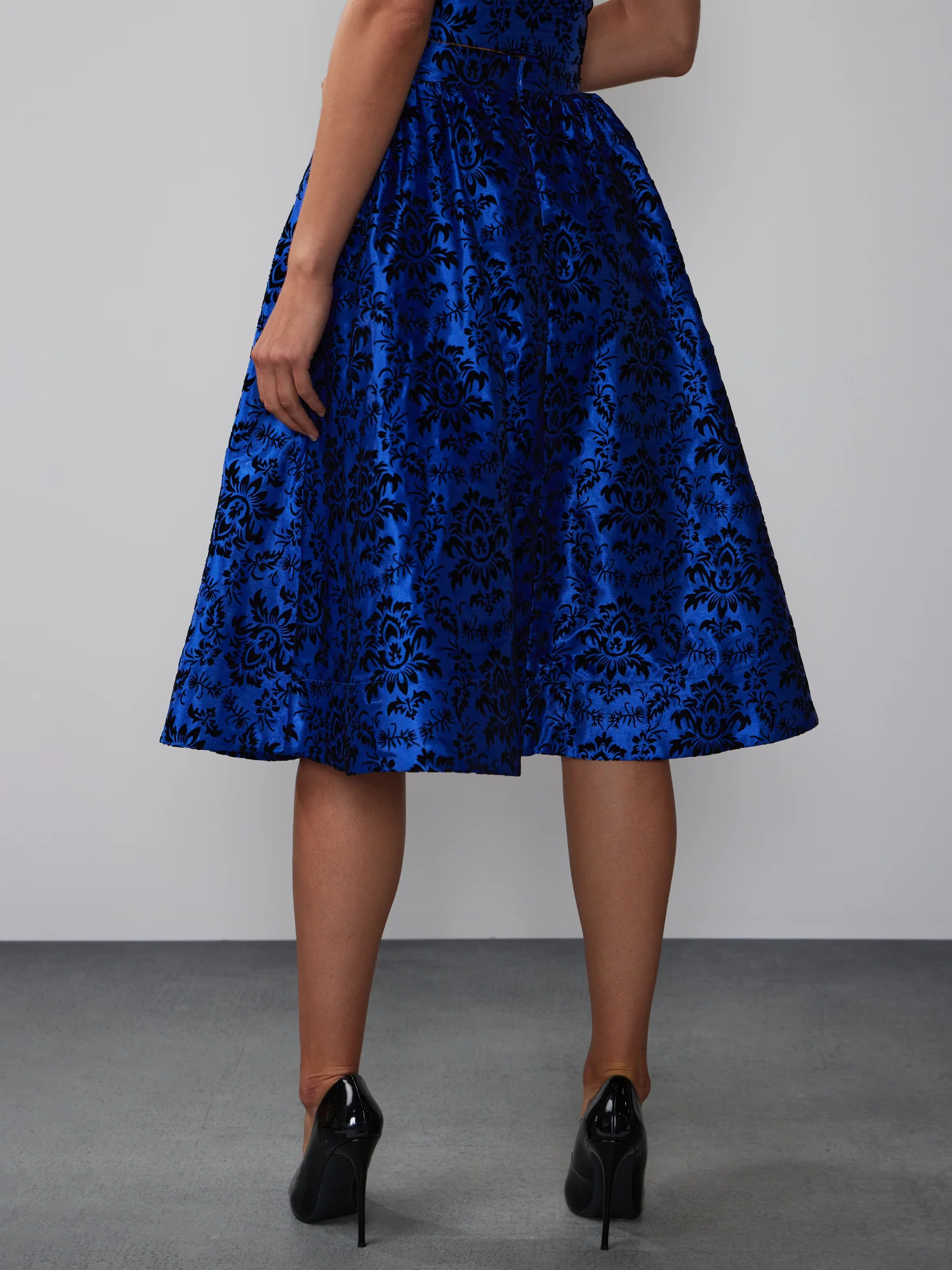 High Rise Taffeta Midi Skirt - Image 3