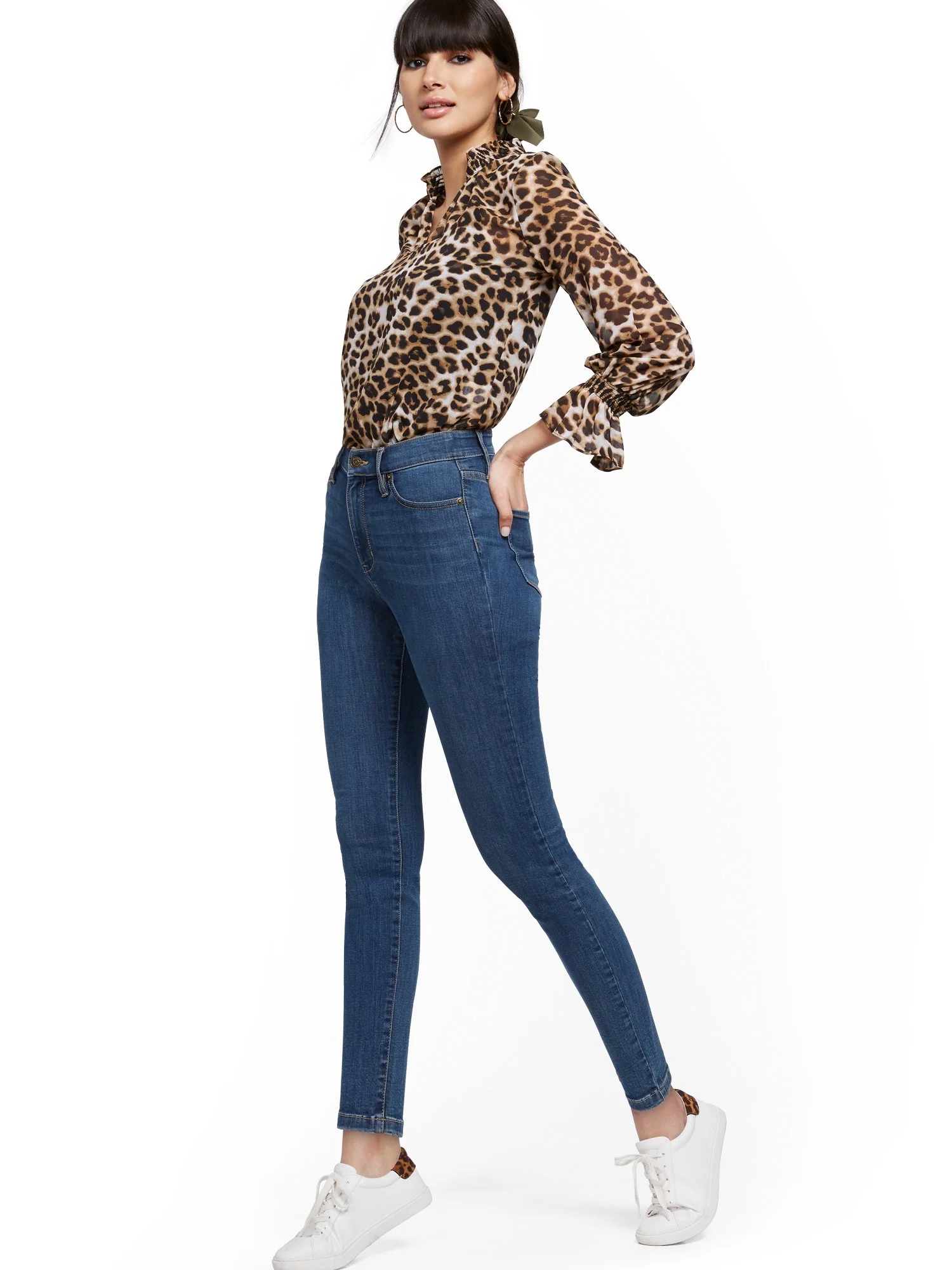Abby Super High-Waisted No Gap Super-Skinny Ankle Jeans - Medium Blue - Image 5