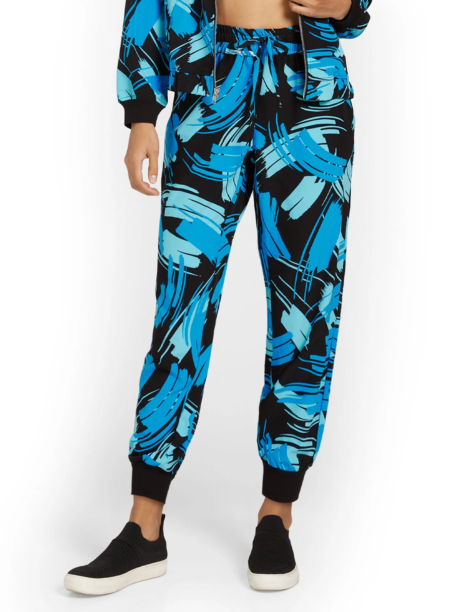 Abstract-Print Woven Jogger Pant