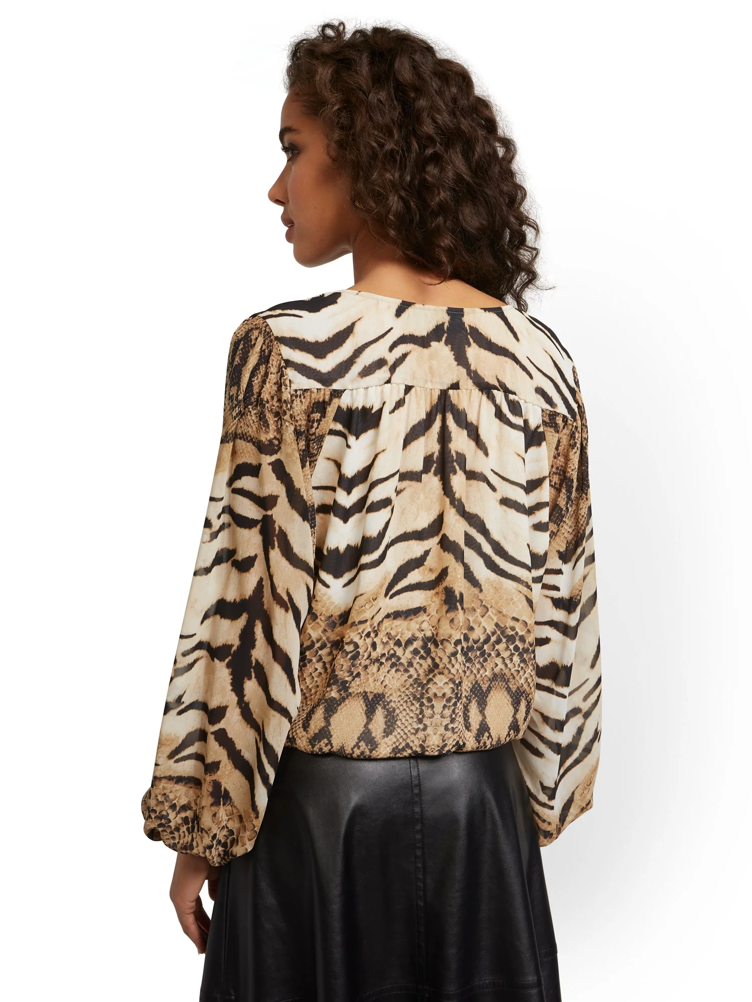 Animal-Print V-Neck Balloon-Sleeve Blouse - Image 3