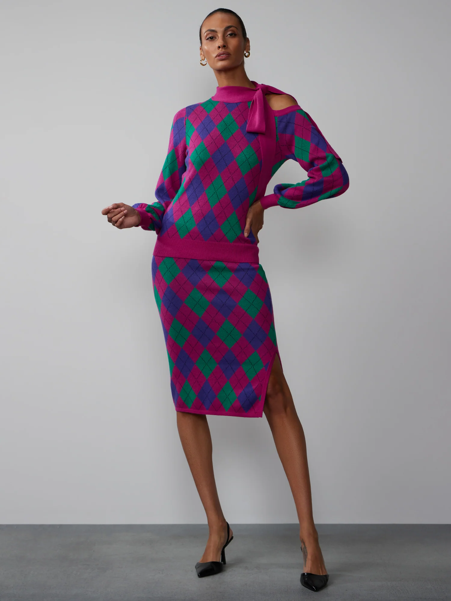 Argyle Knit Pencil Skirt - Image 4
