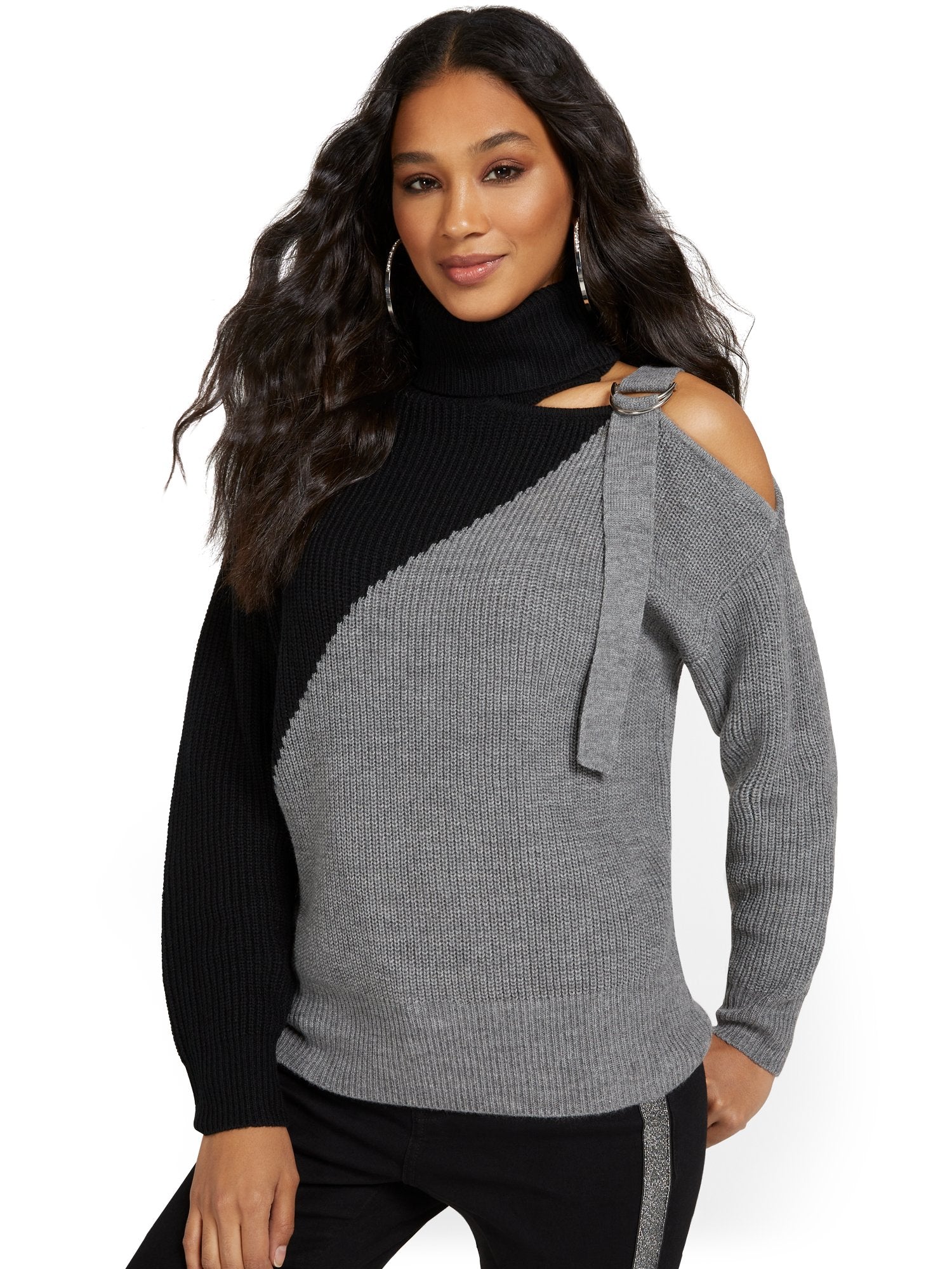 Asymmetric Colorblock Pullover Sweater - Image 2