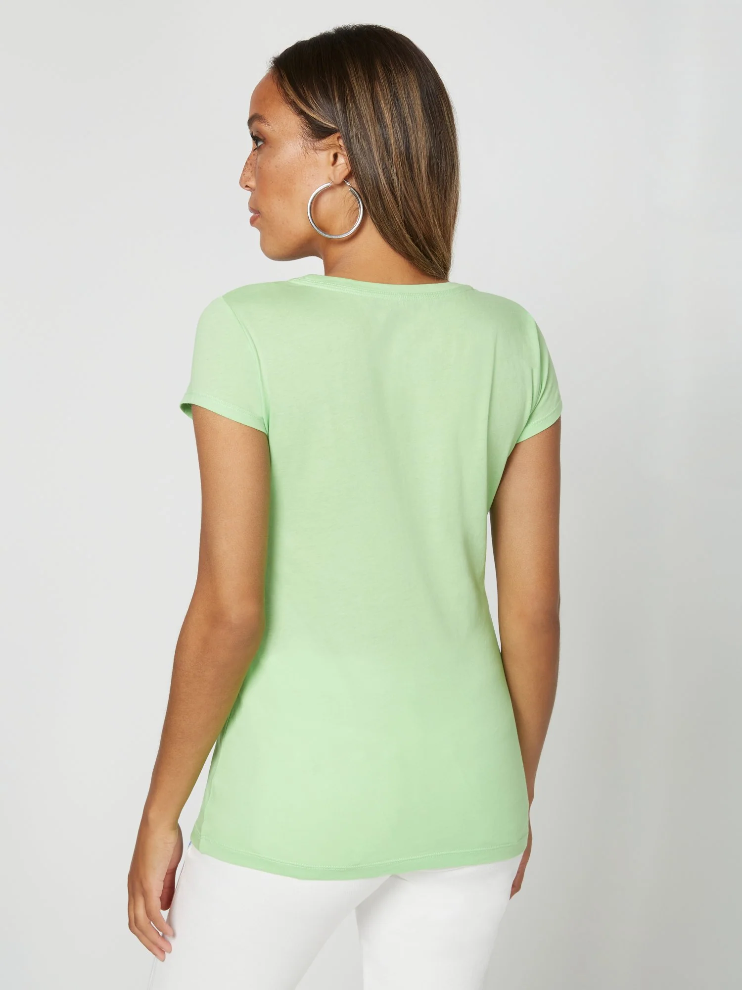 Be Kind Graphic Tee - Image 3
