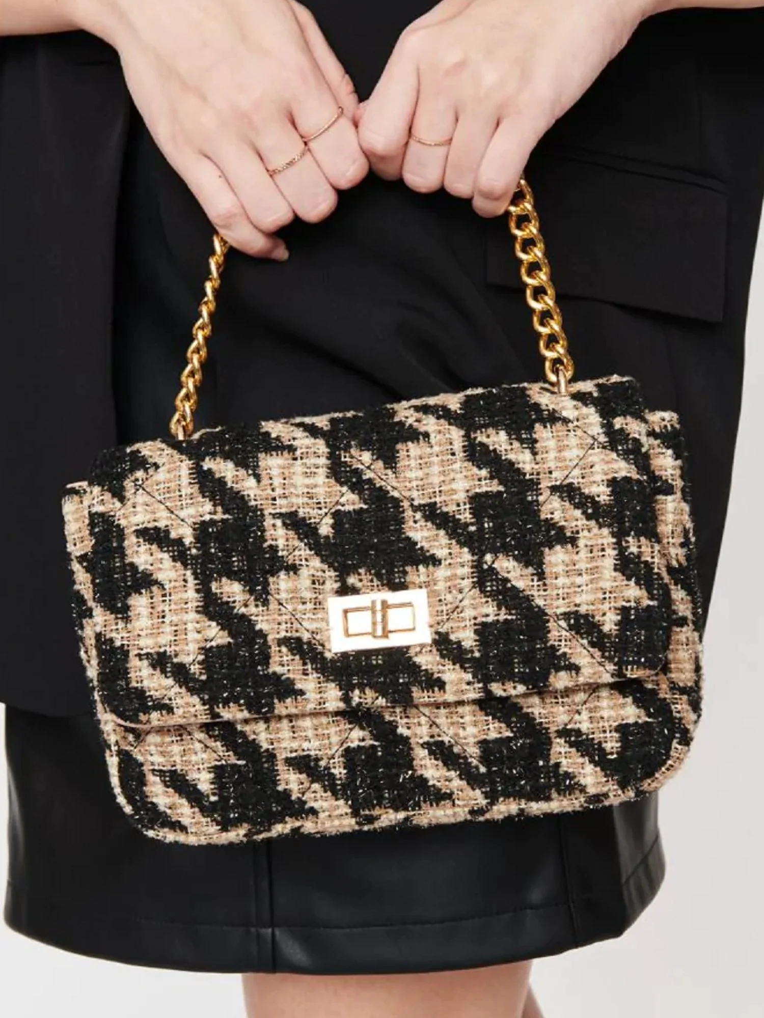 Urban Expressions Boucle Houndstooth Crossbody Bag - Brands We Love - Image 2