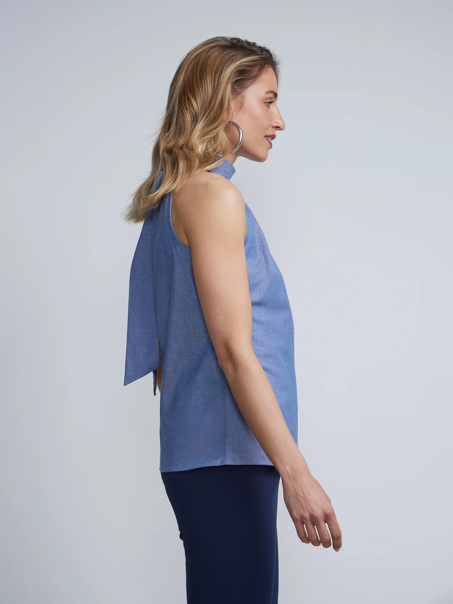 Bow-Back Halterneck Top - Image 2