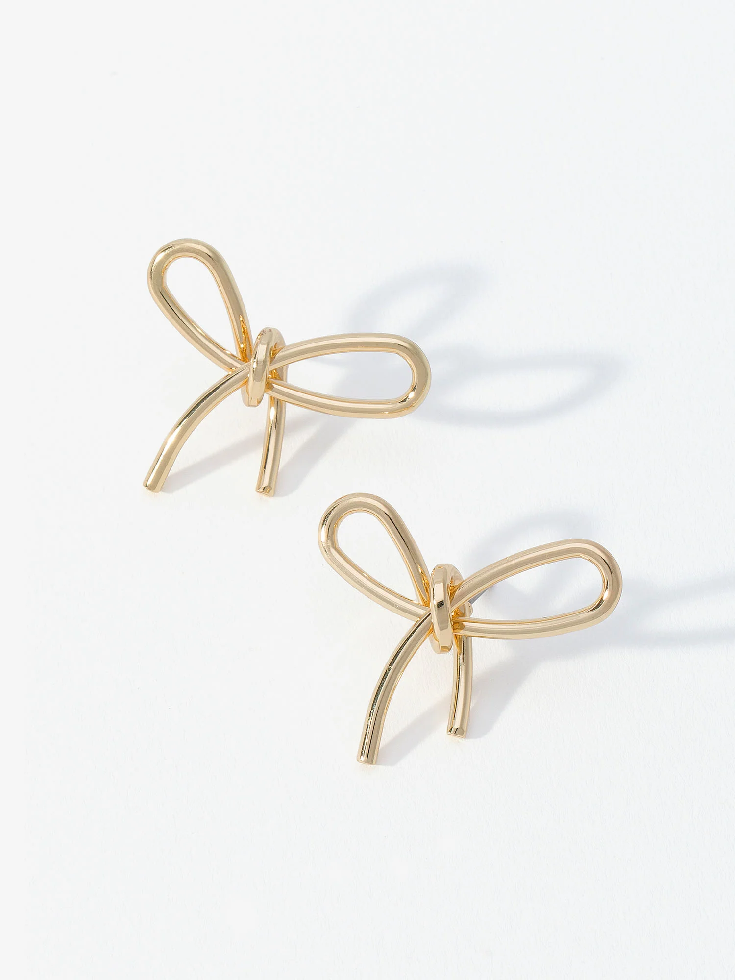 Bow Stud Earring