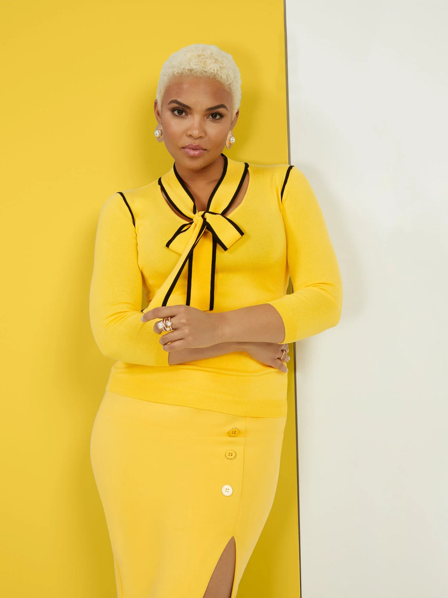 Bow-Tie 3/4-Sleeve Sweater - Image 5