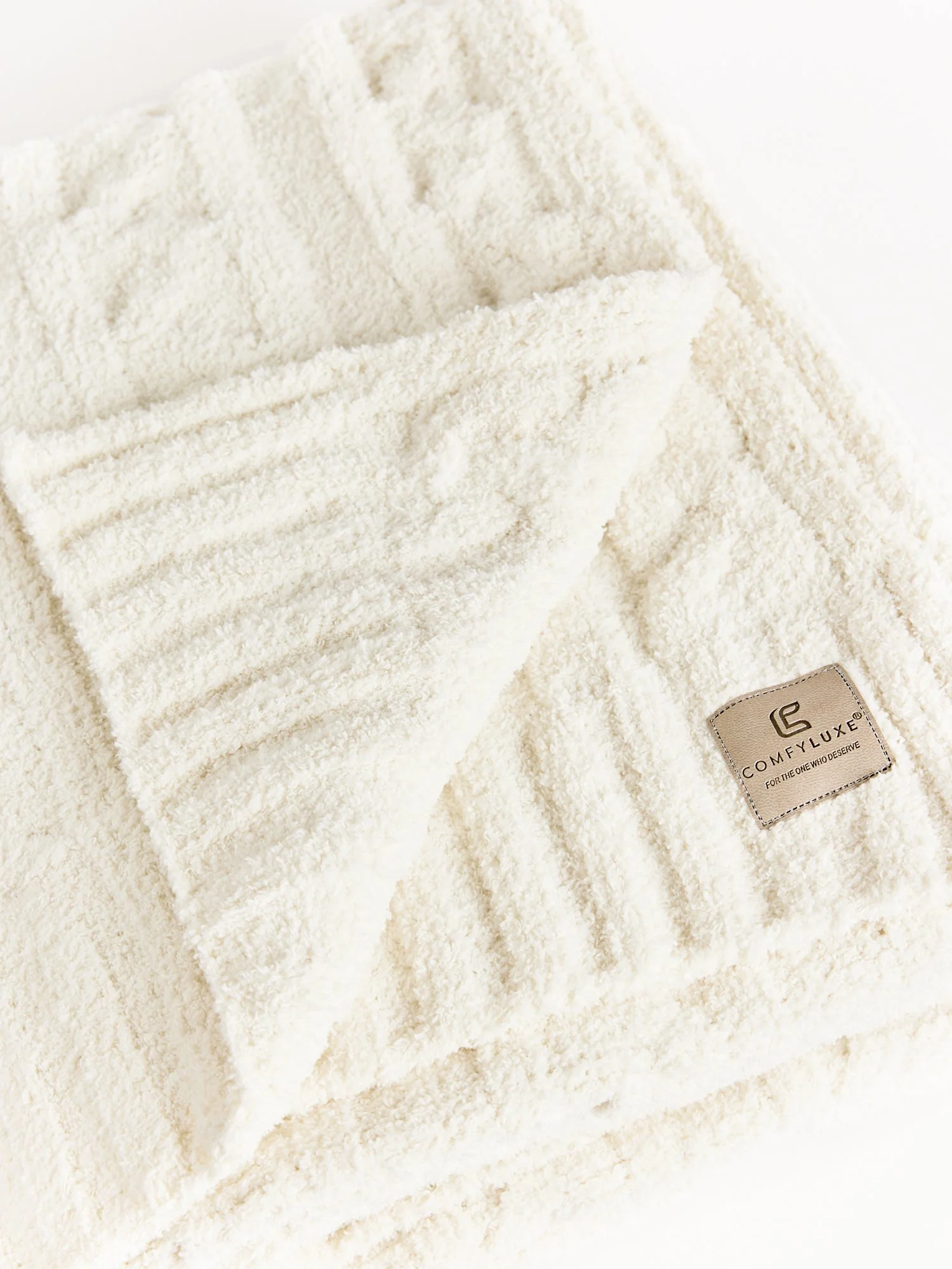 Braided Cable Knit Throw Blanket - Comfy Luxe - Image 3