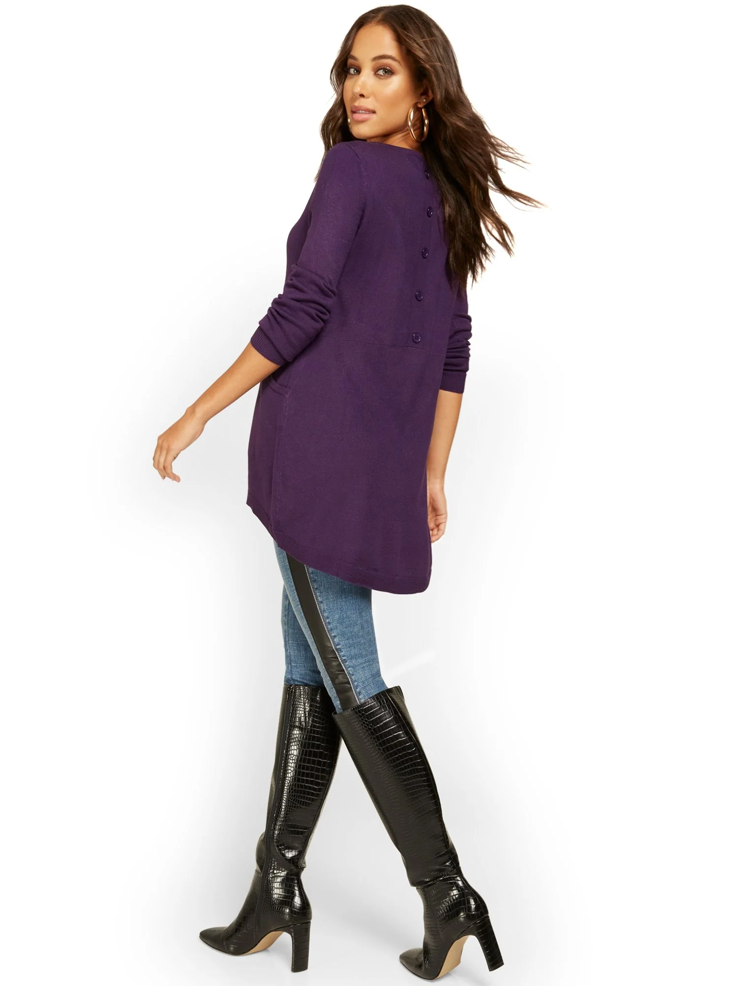 Button-Back Tunic Sweater - Image 17
