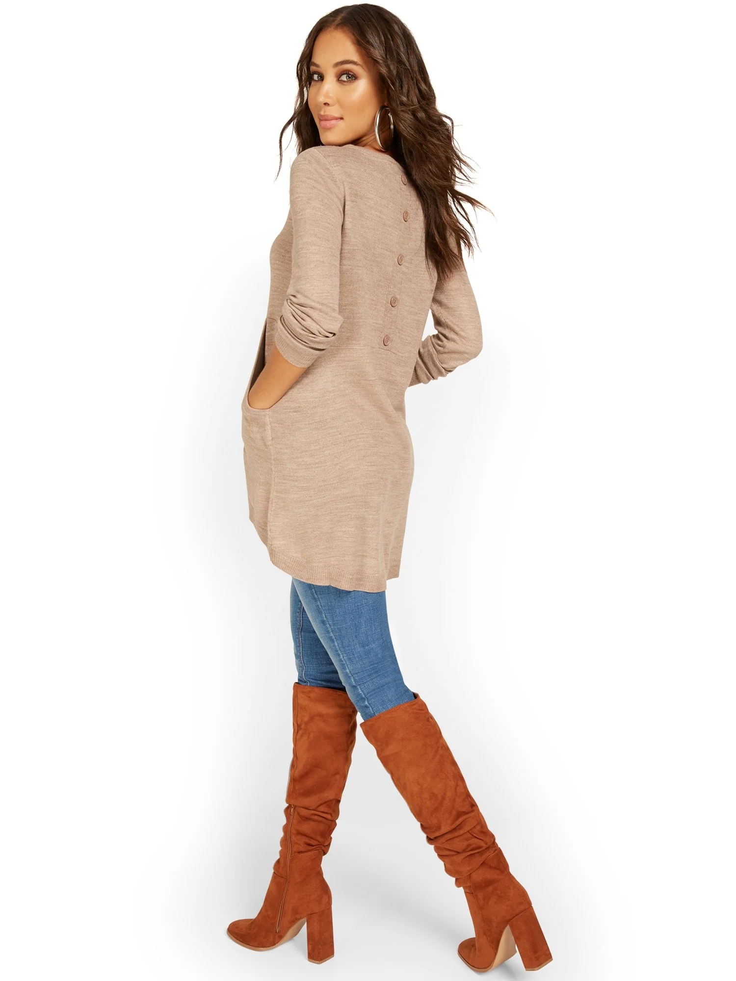 Button-Back Tunic Sweater - Image 19