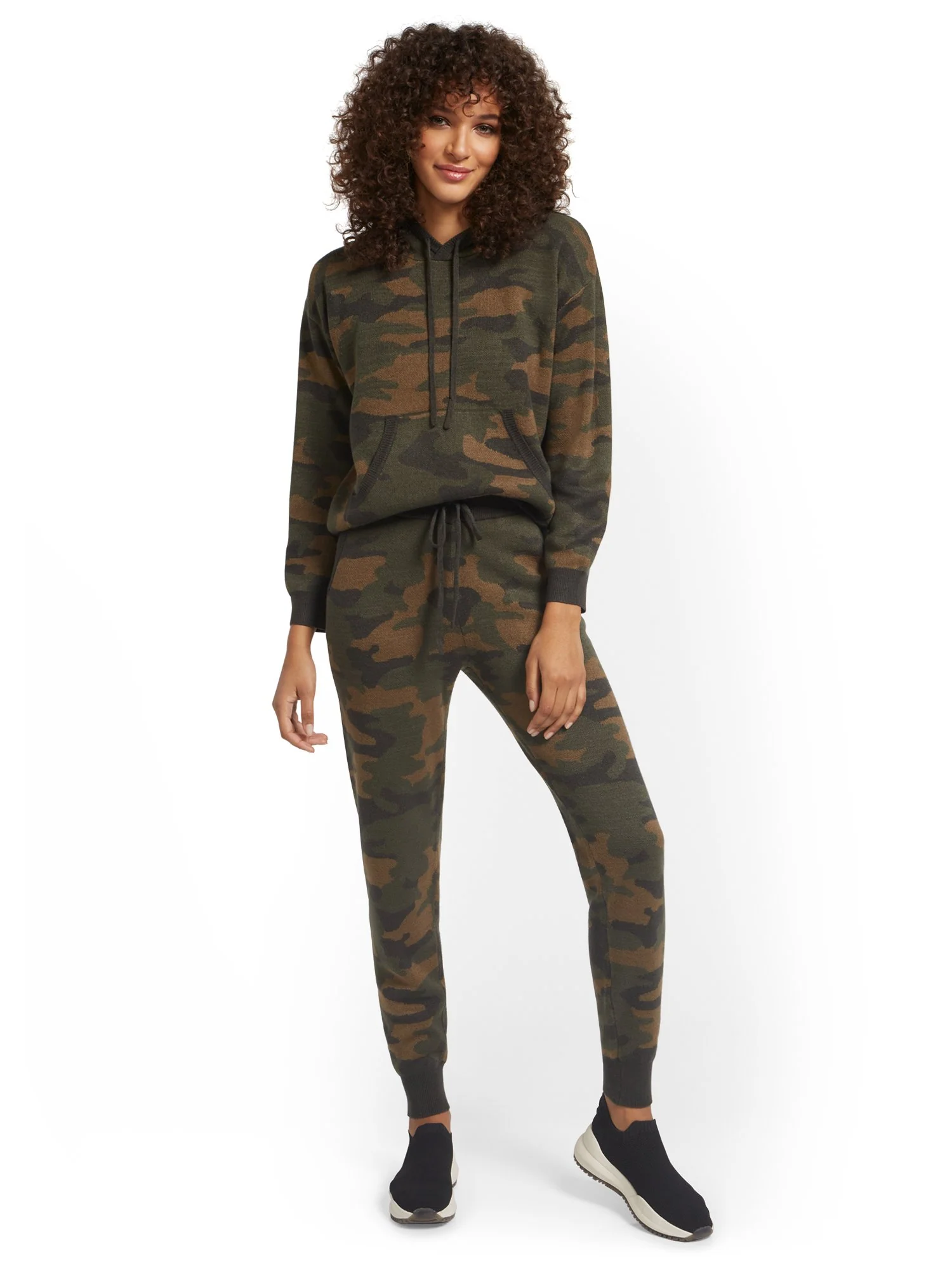 Camo-Print Drawstring-Tie Sweater Jogger Pant - Image 4