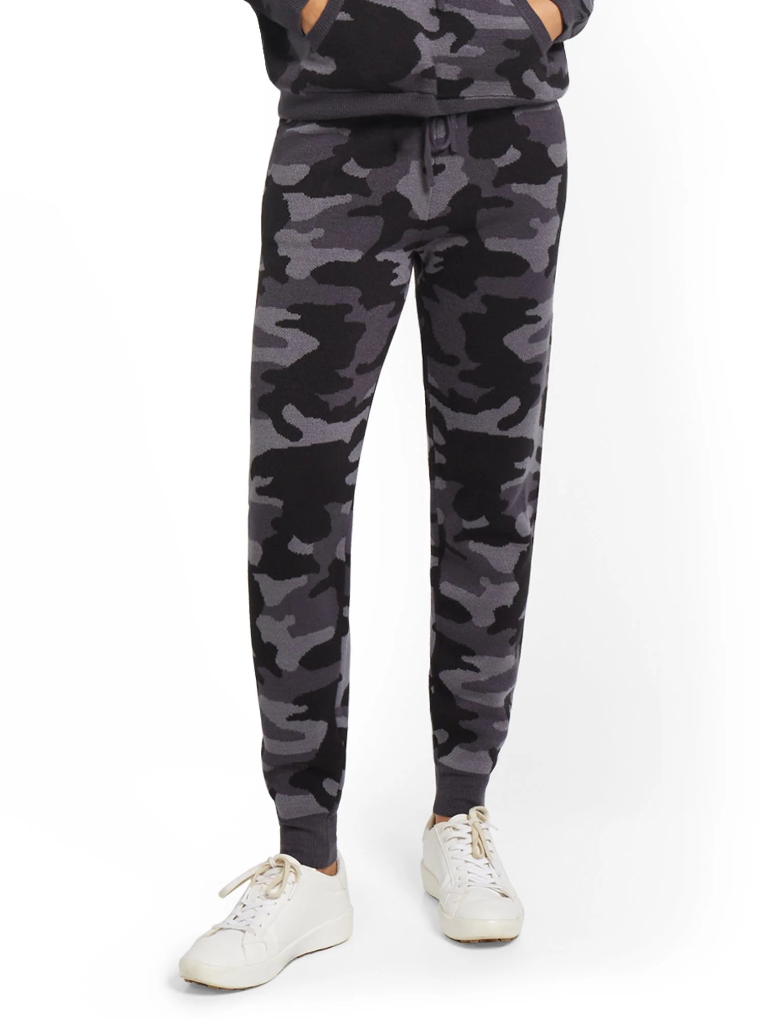 Camo-Print Drawstring-Tie Sweater Jogger Pant - Image 6