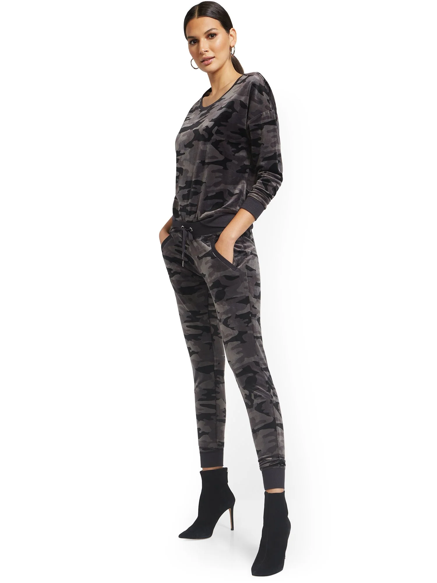 Camo-Print Velour Jogger Pant - Dreamy Velour Collection - Image 4