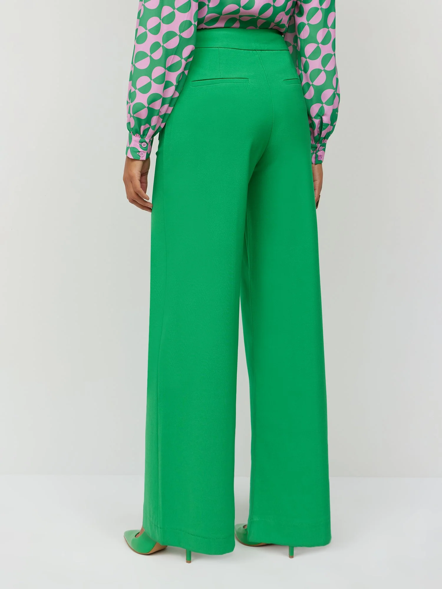 Cargo-Pocket Wide-Leg Pant - Essential Stretch - Image 2