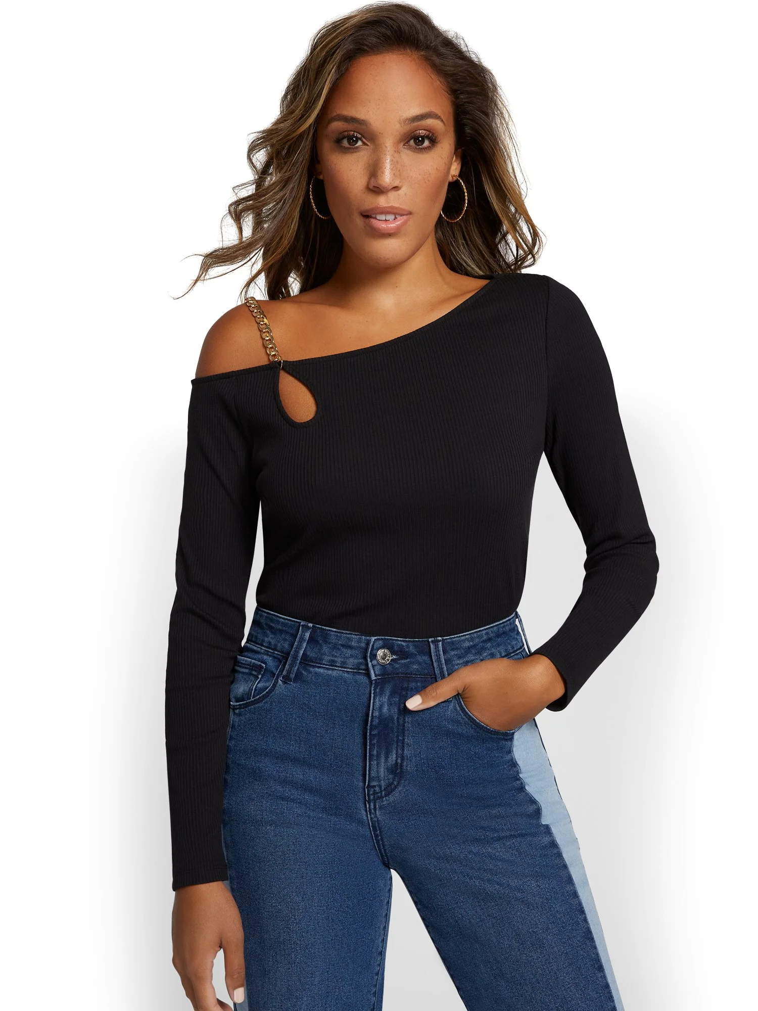 Chain-Accent Ribbed Cold-Shoulder Top