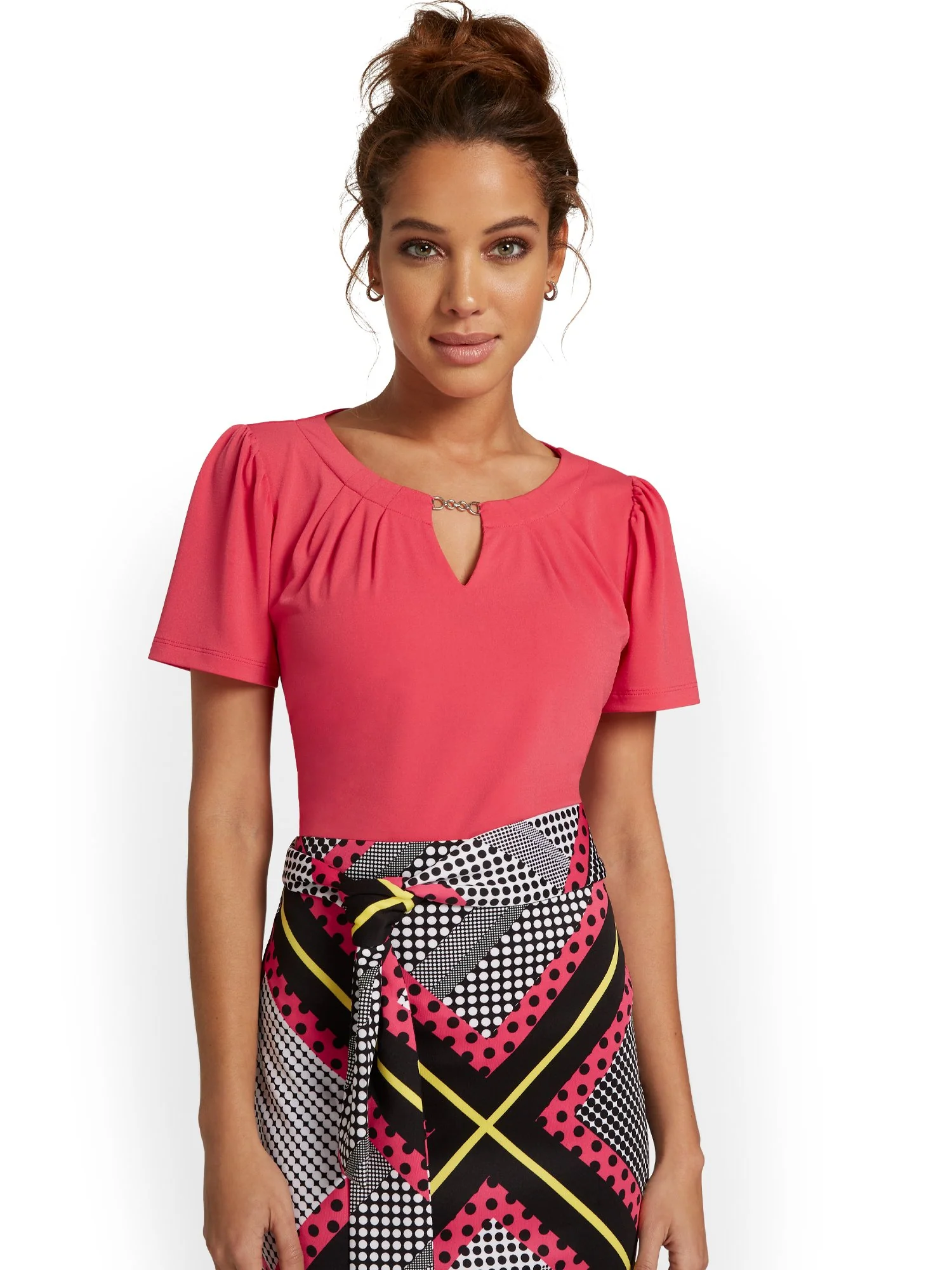 Chain-Detail Keyhole Cut-Out Knit Top - Image 17