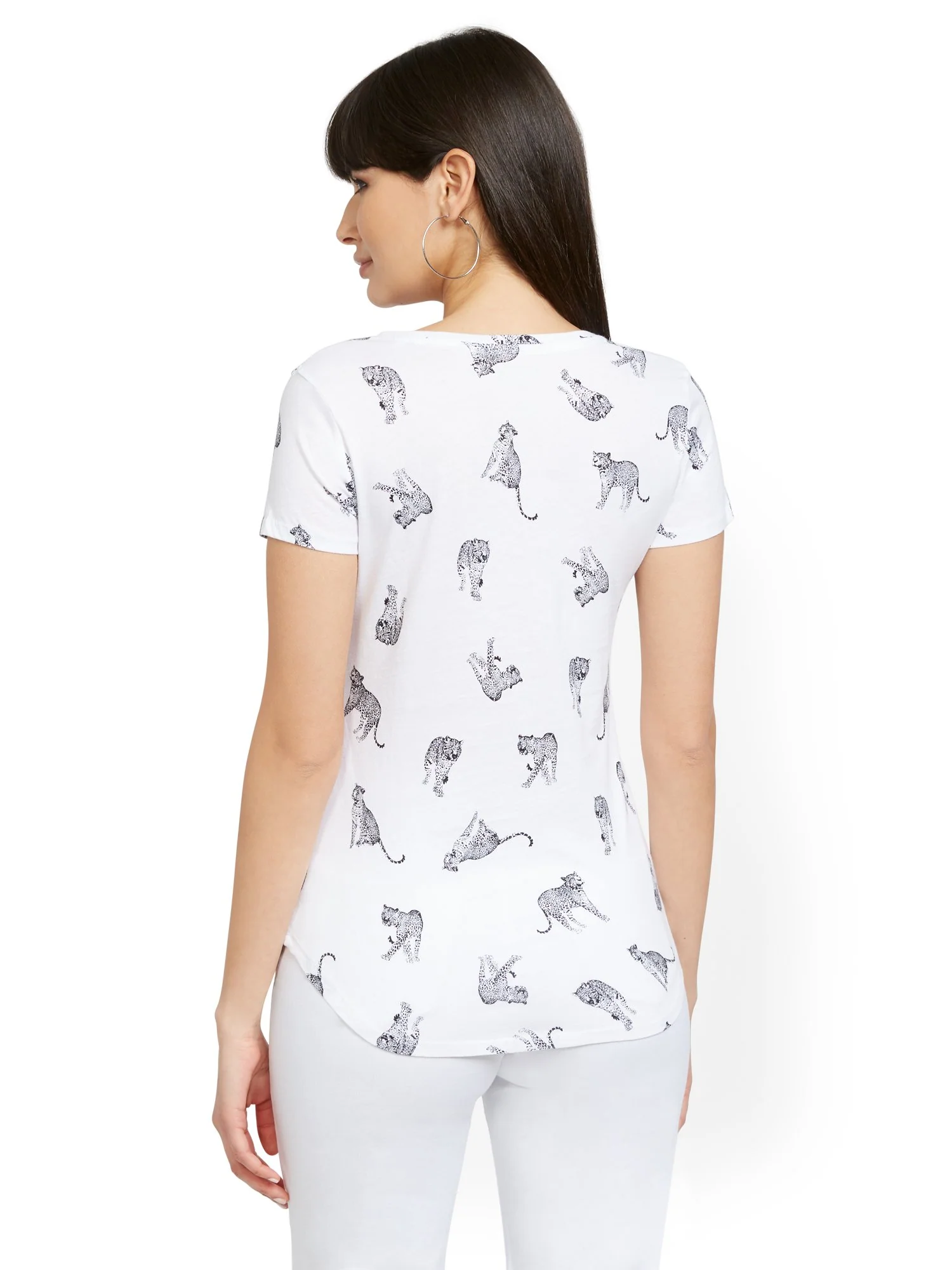 Cheetah-Print V-Neck Perfect Tee - Image 3