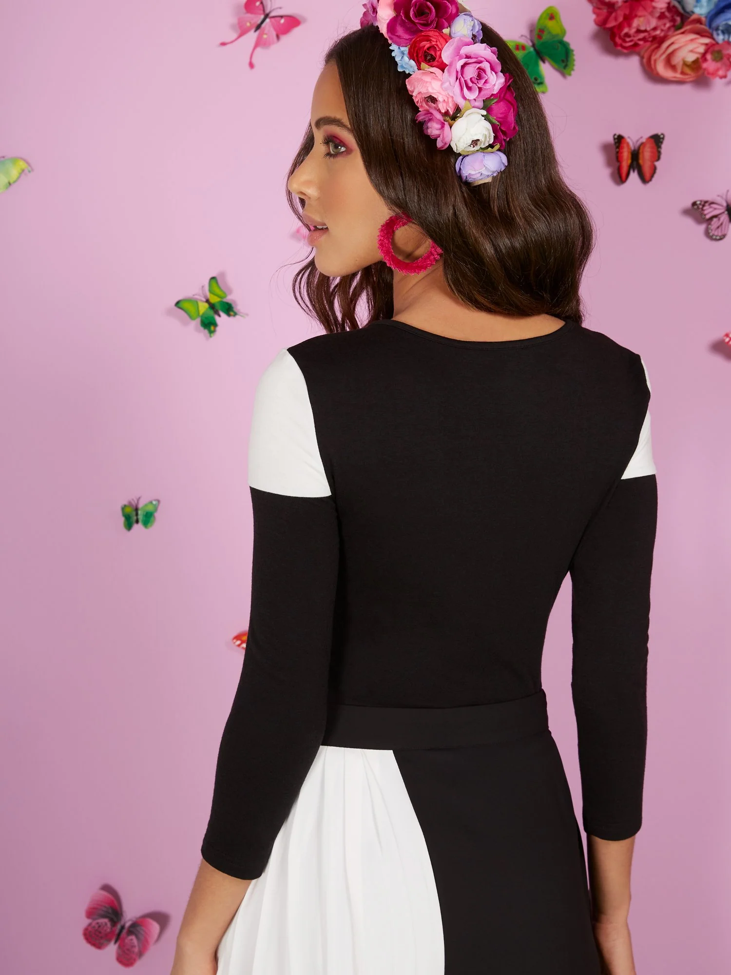 Colorblock Cutout 3/4-Sleeve Bodysuit - Image 3
