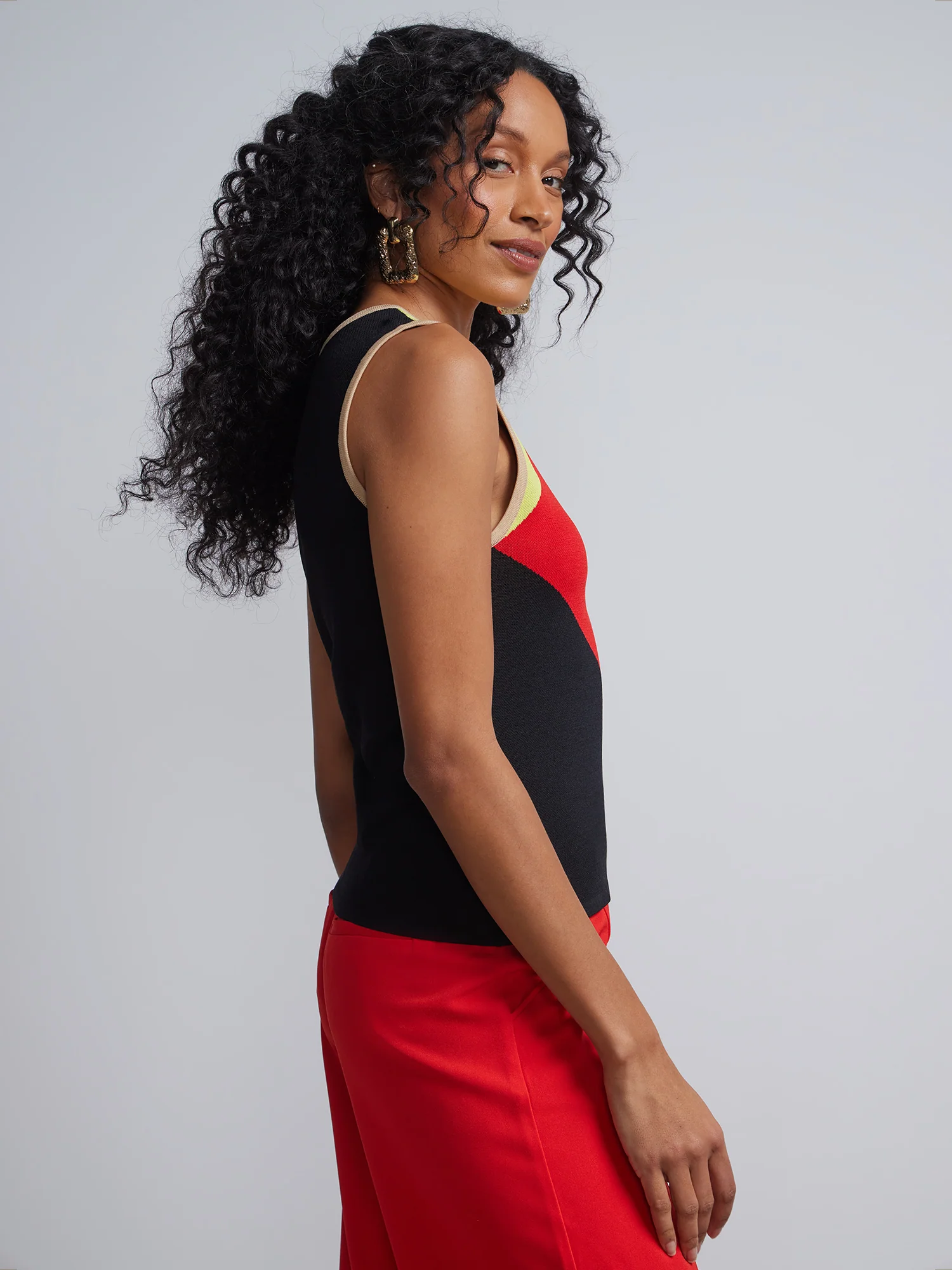 Colorblock Sleeveless Sweater Shell - Image 2