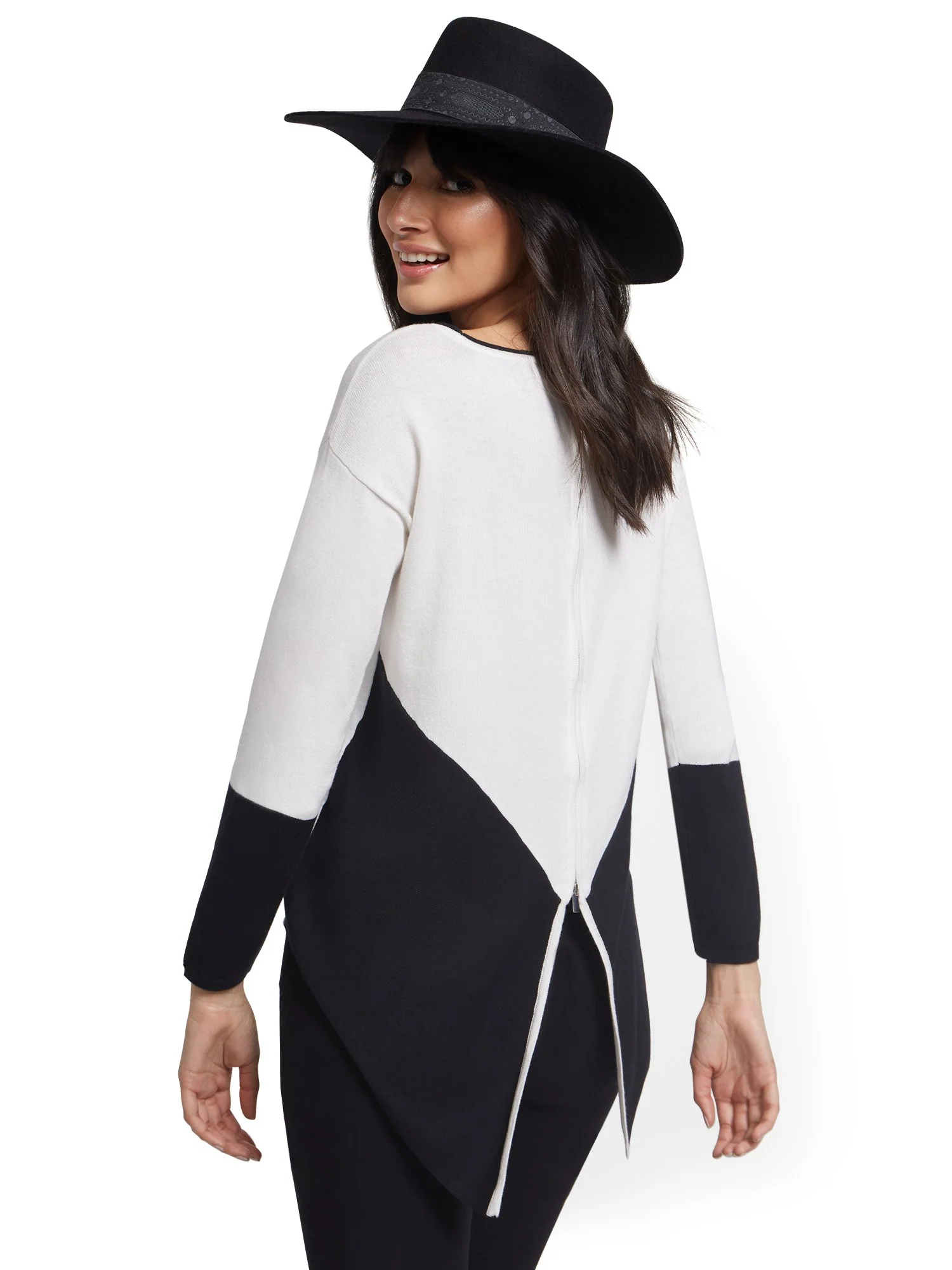 Colorblock Zip-Back Sweater - Image 15