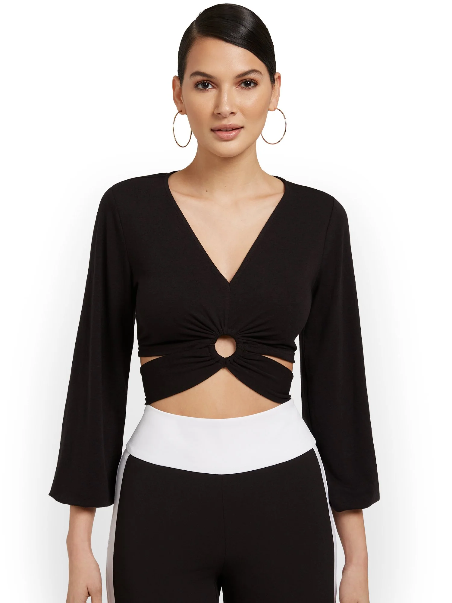 Cropped O-Ring Cut-Out Knit Top