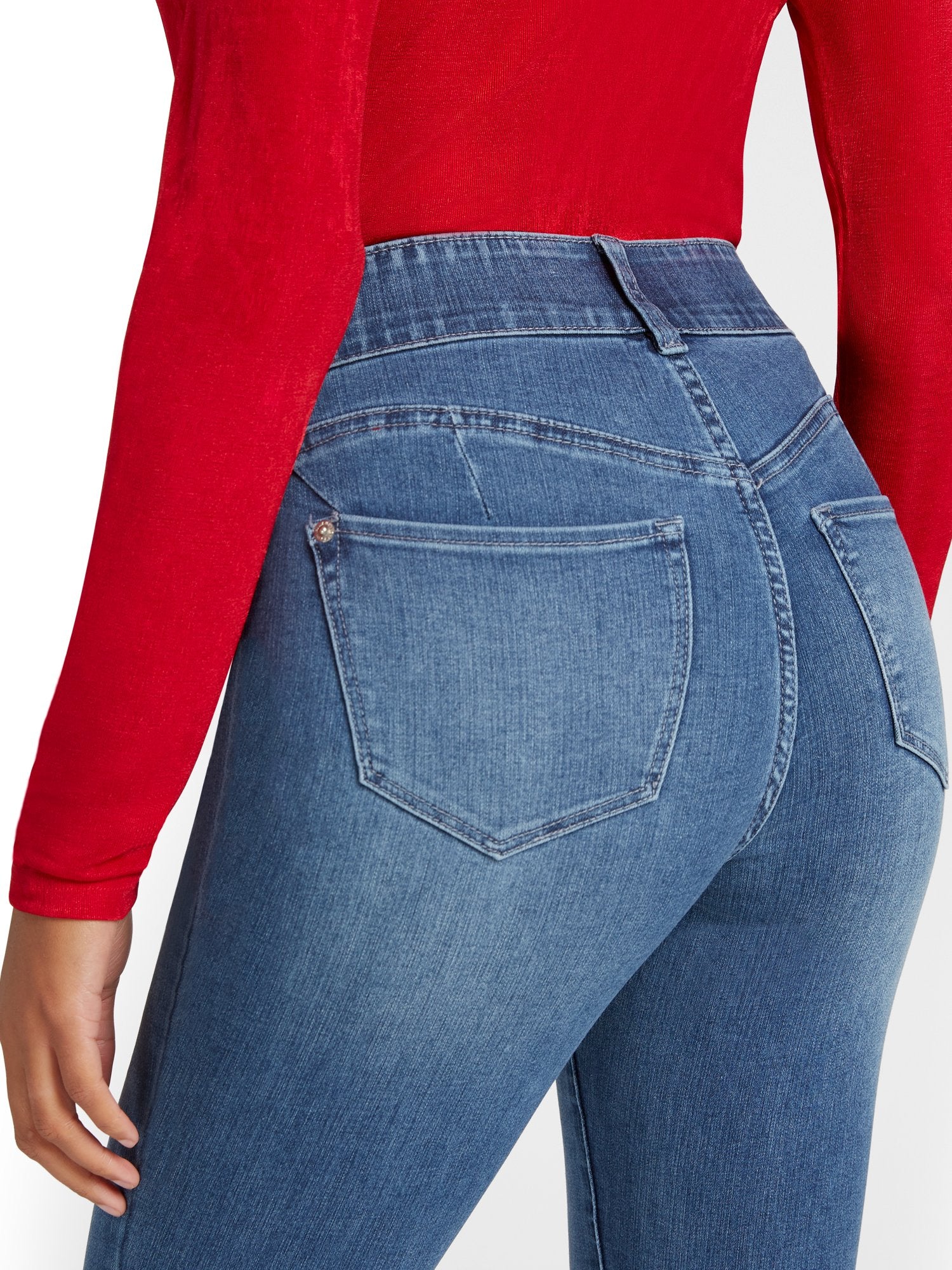 Curvy High-Waisted Bootcut Jeans - Light Wash - Image 4