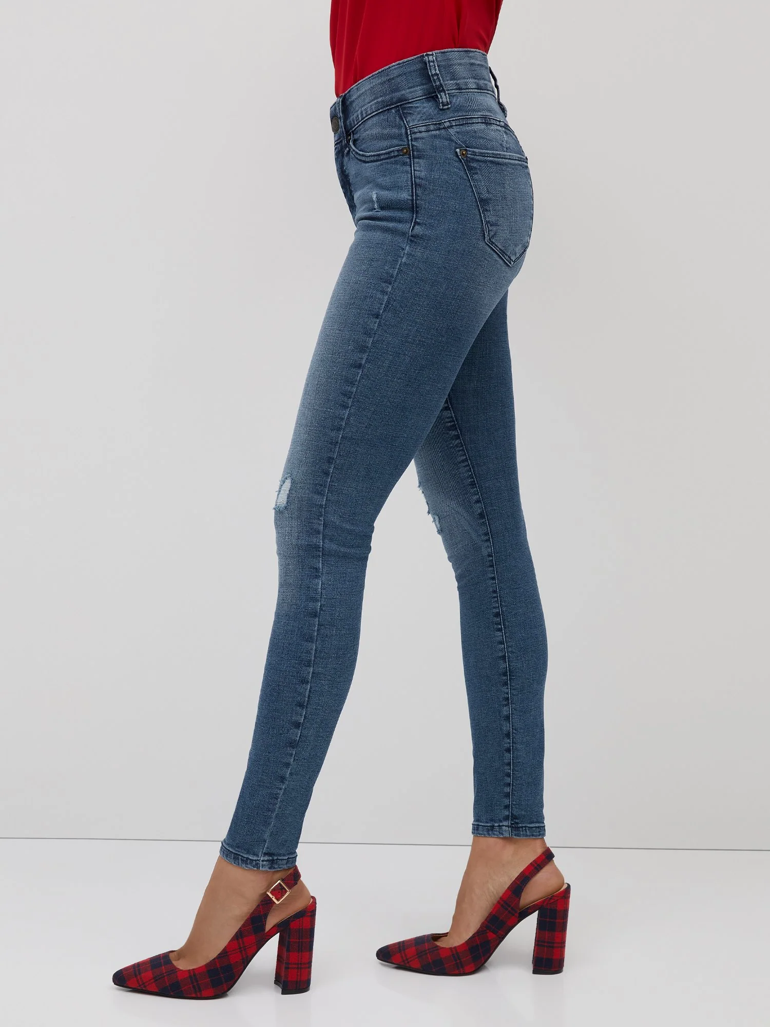 Curvy High-Waisted Super-Skinny Jeans - Medium Wash - Image 4