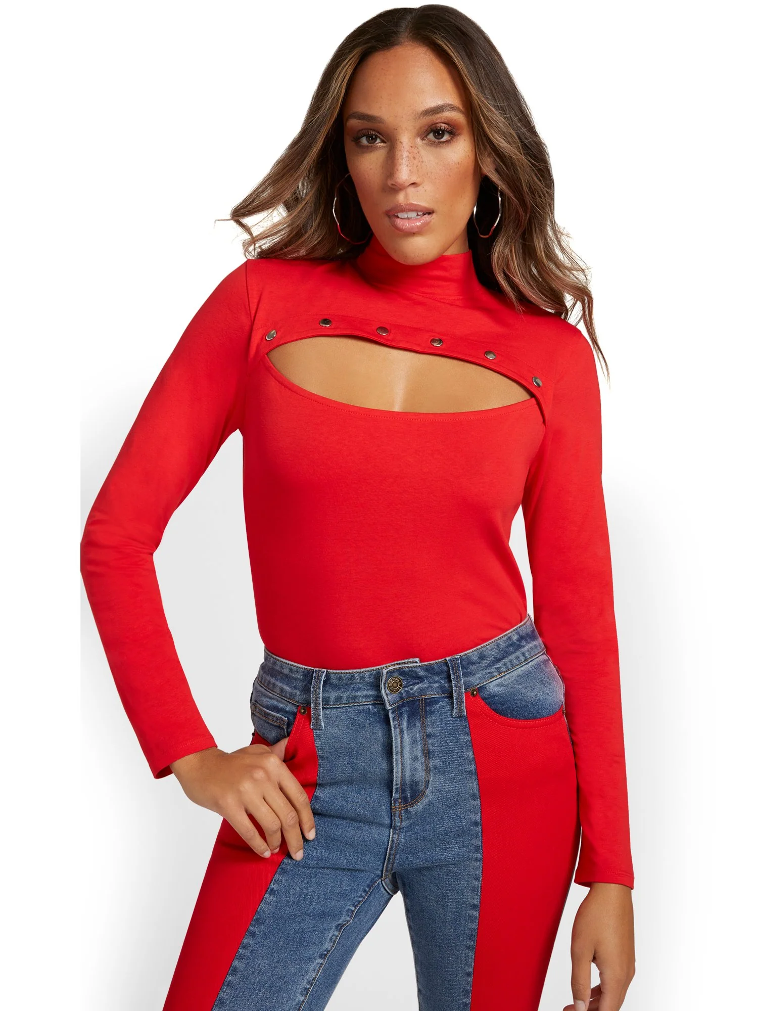 Cut-Out Mockneck City Tee - Image 8