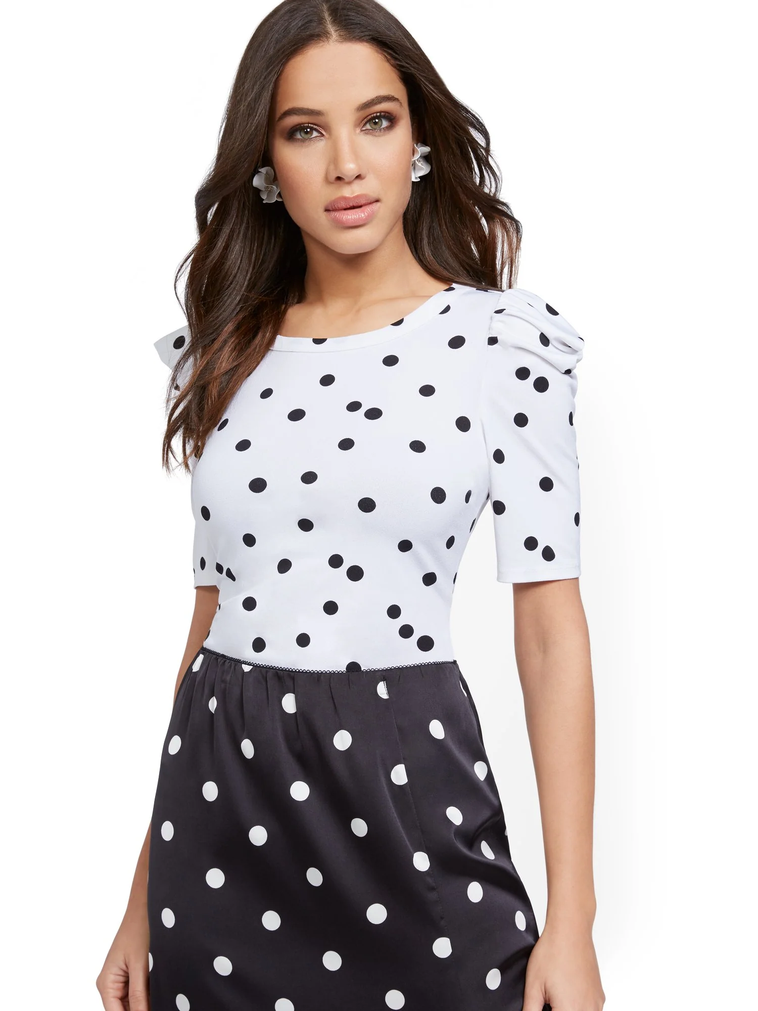 Dot-Print Puff-Sleeve Top - Image 5