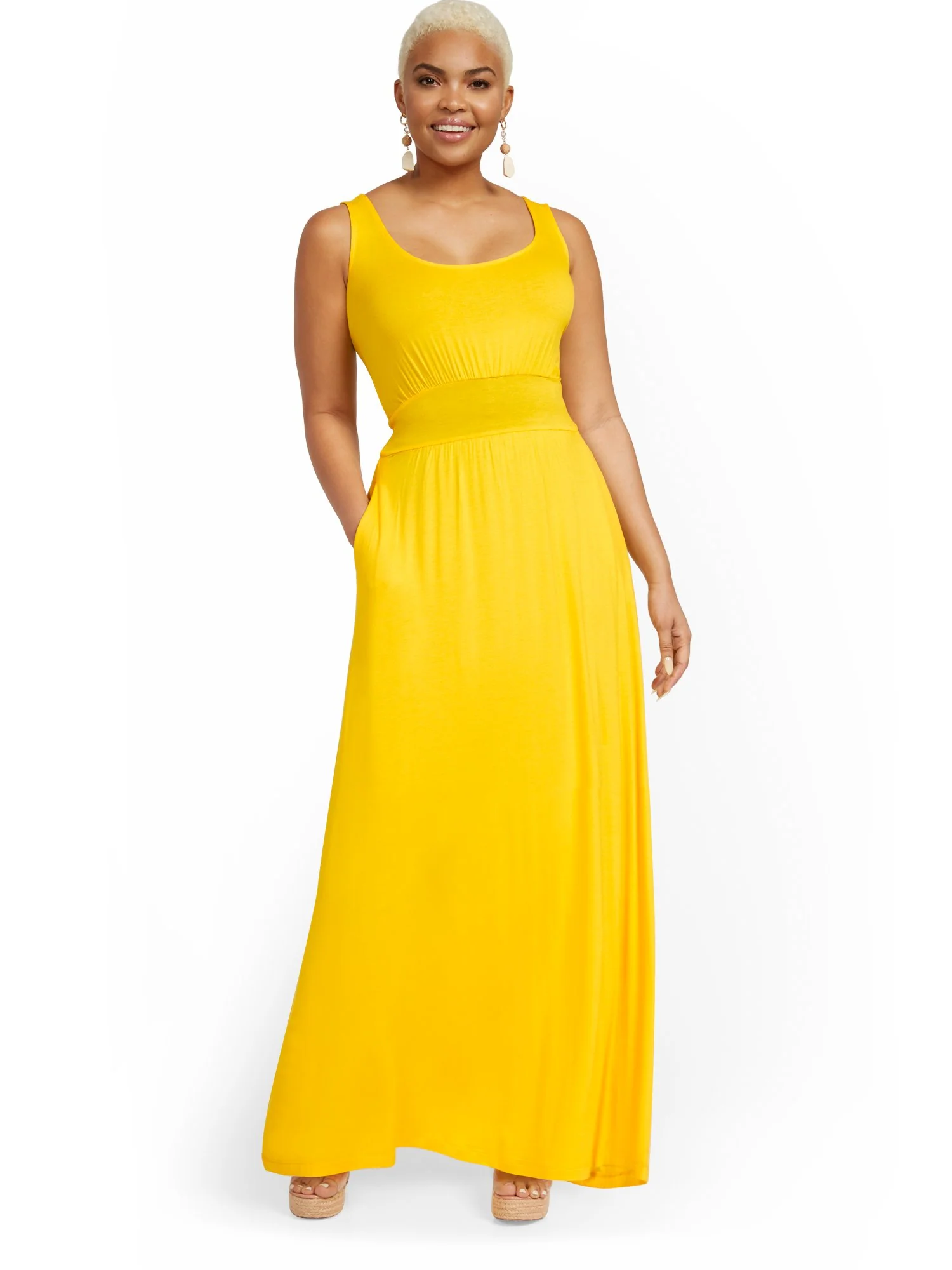 Drapey Scoopneck Maxi Dress - Image 5