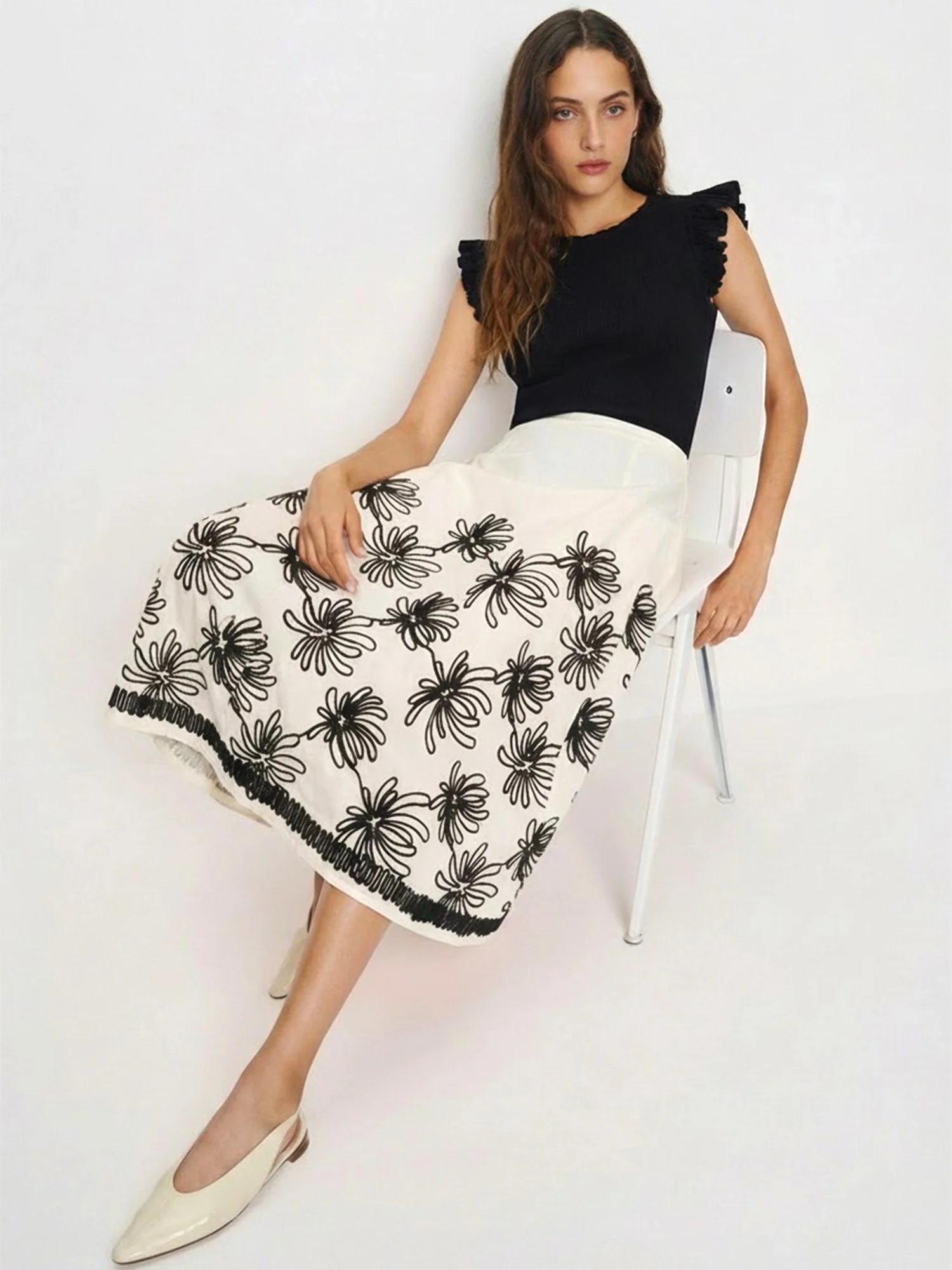 Embroidered Detail Midi Skirt - Image 8