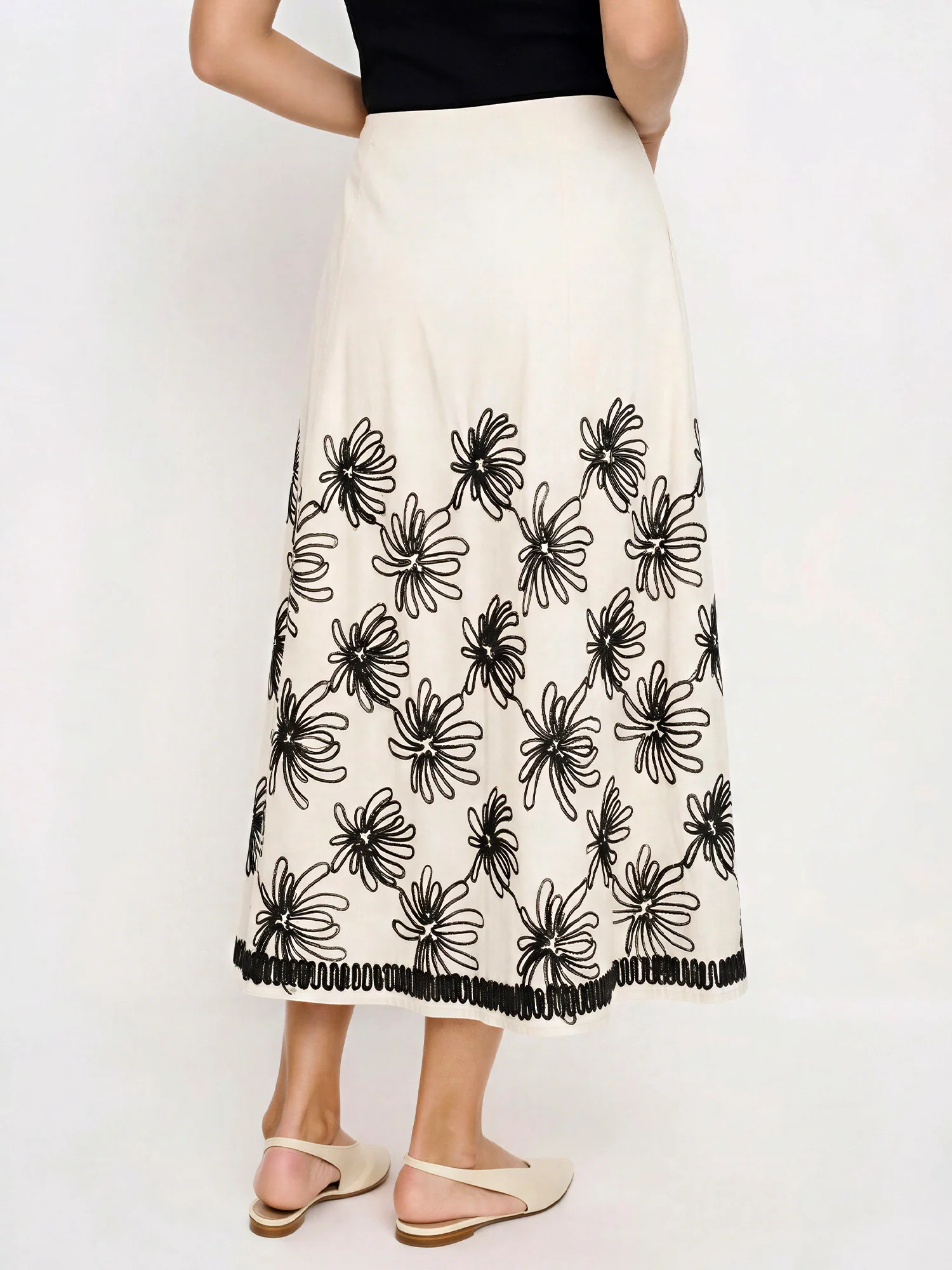 Embroidered Detail Midi Skirt - Image 9