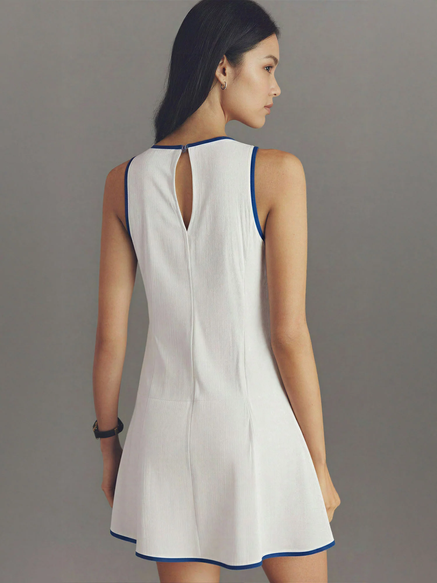 Eshe Sleeveless Contrast Trim Shift Mini Dress - Image 12