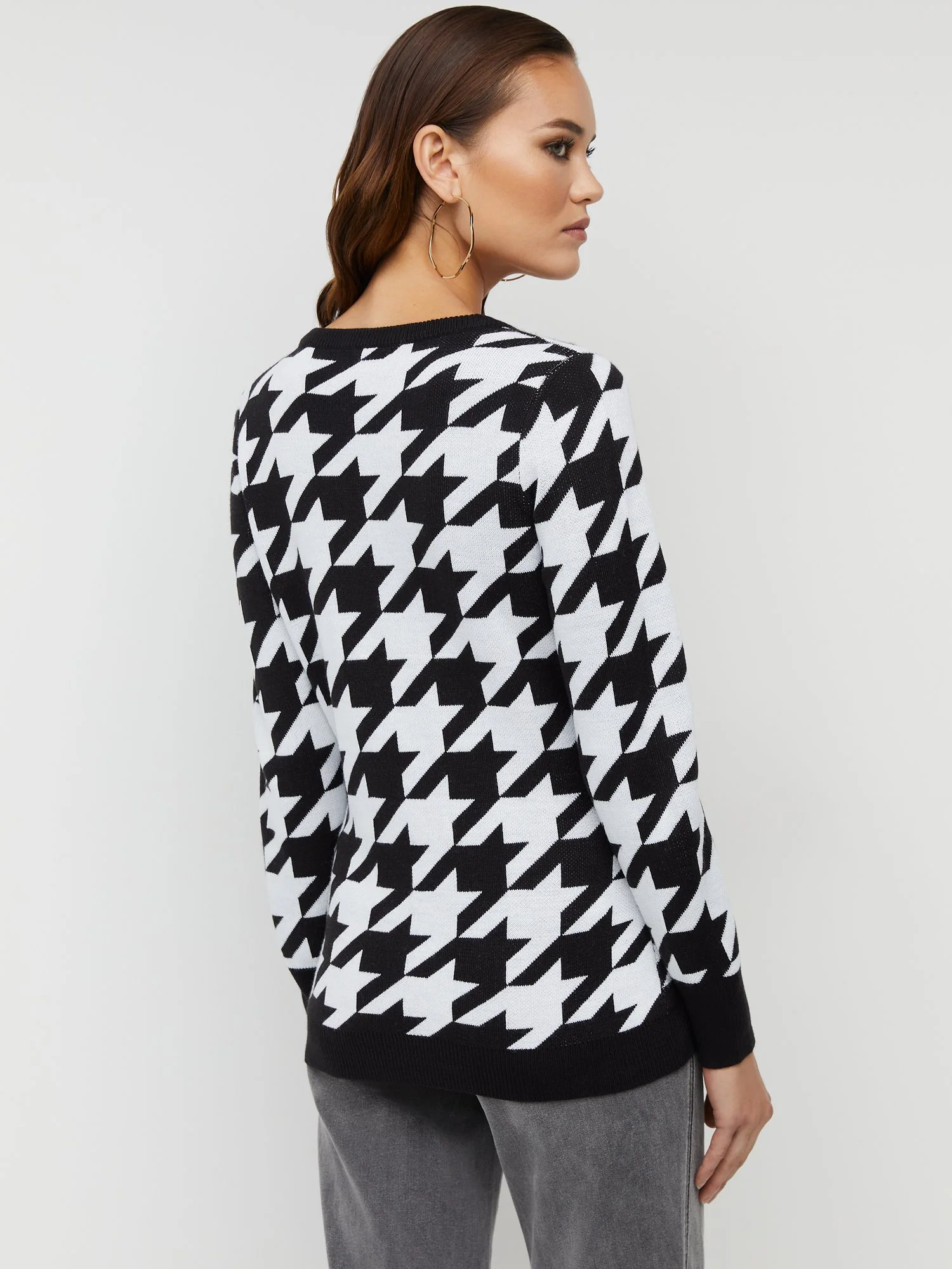 Essential V-Neck Sweater - Houndstooth - Image 3