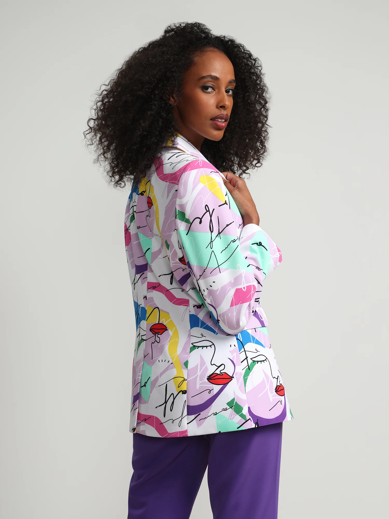 Face-Print Blazer - Image 5