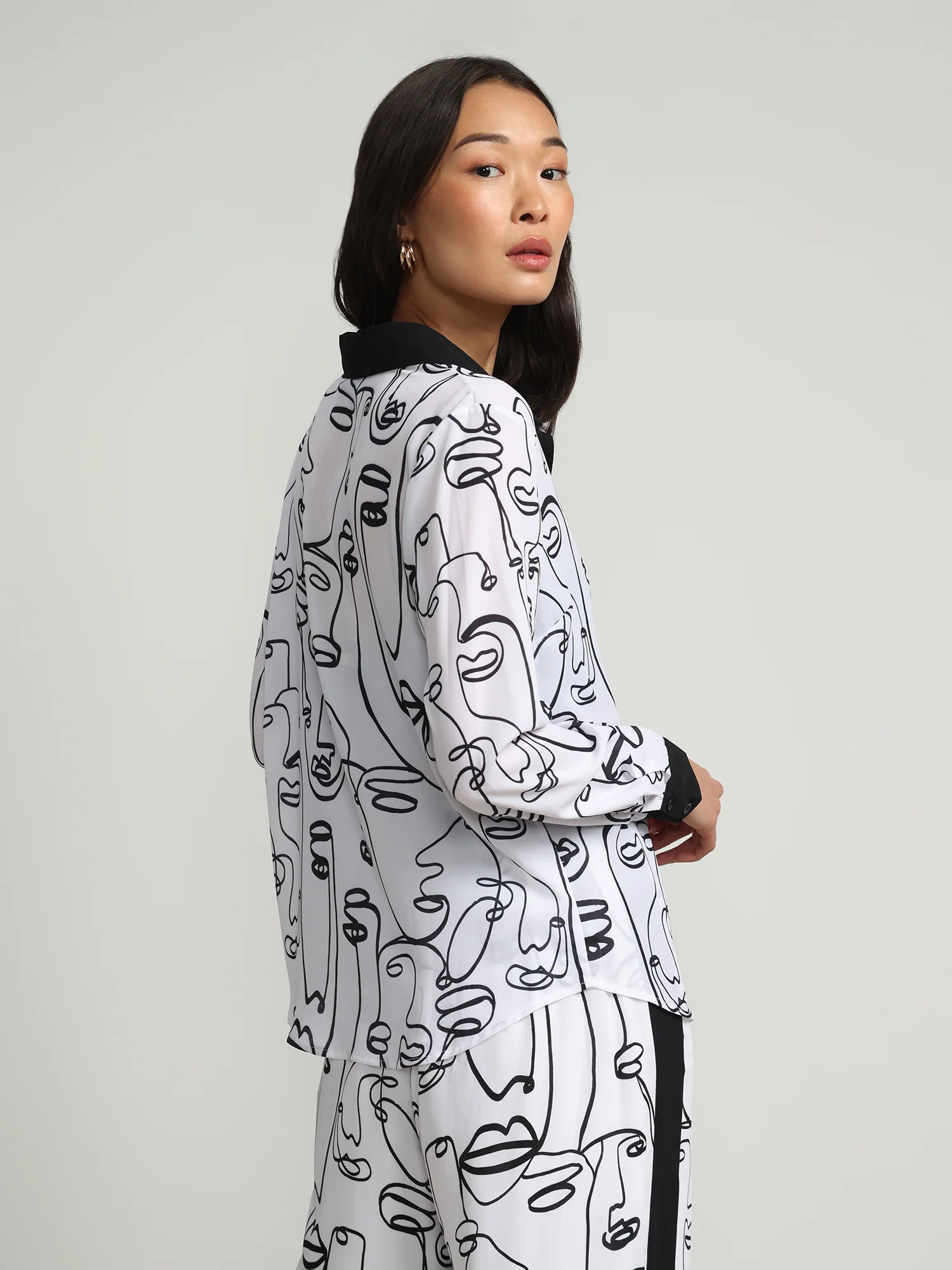 Face-Print Button-Front Blouse - Image 4