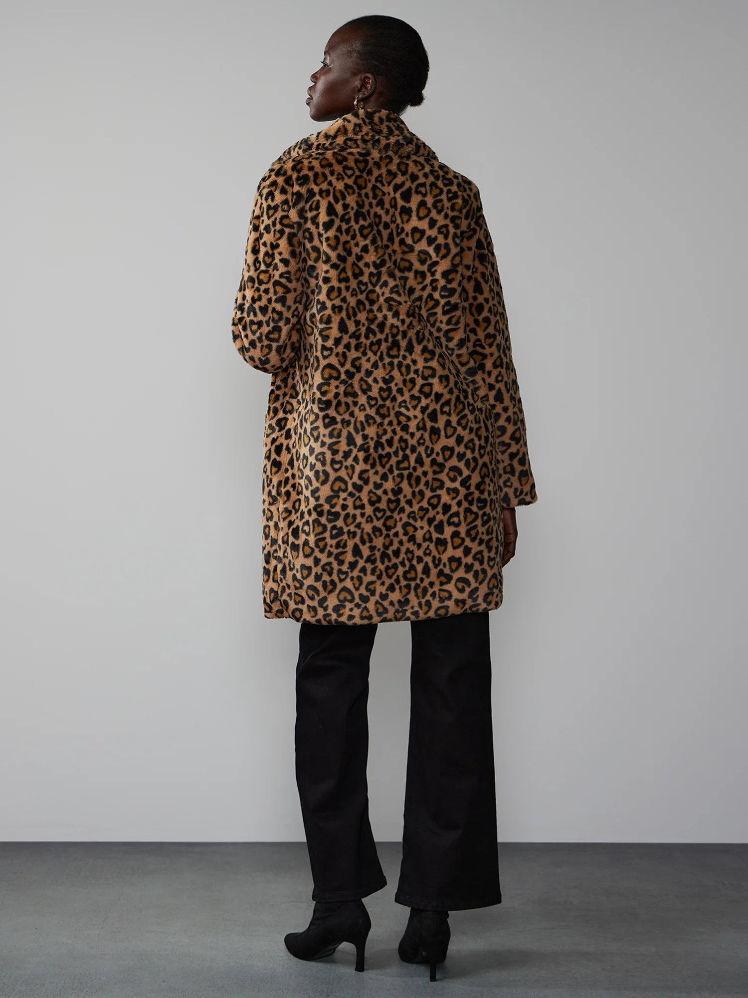 Faux Fur Leopard Print Coat - Image 3