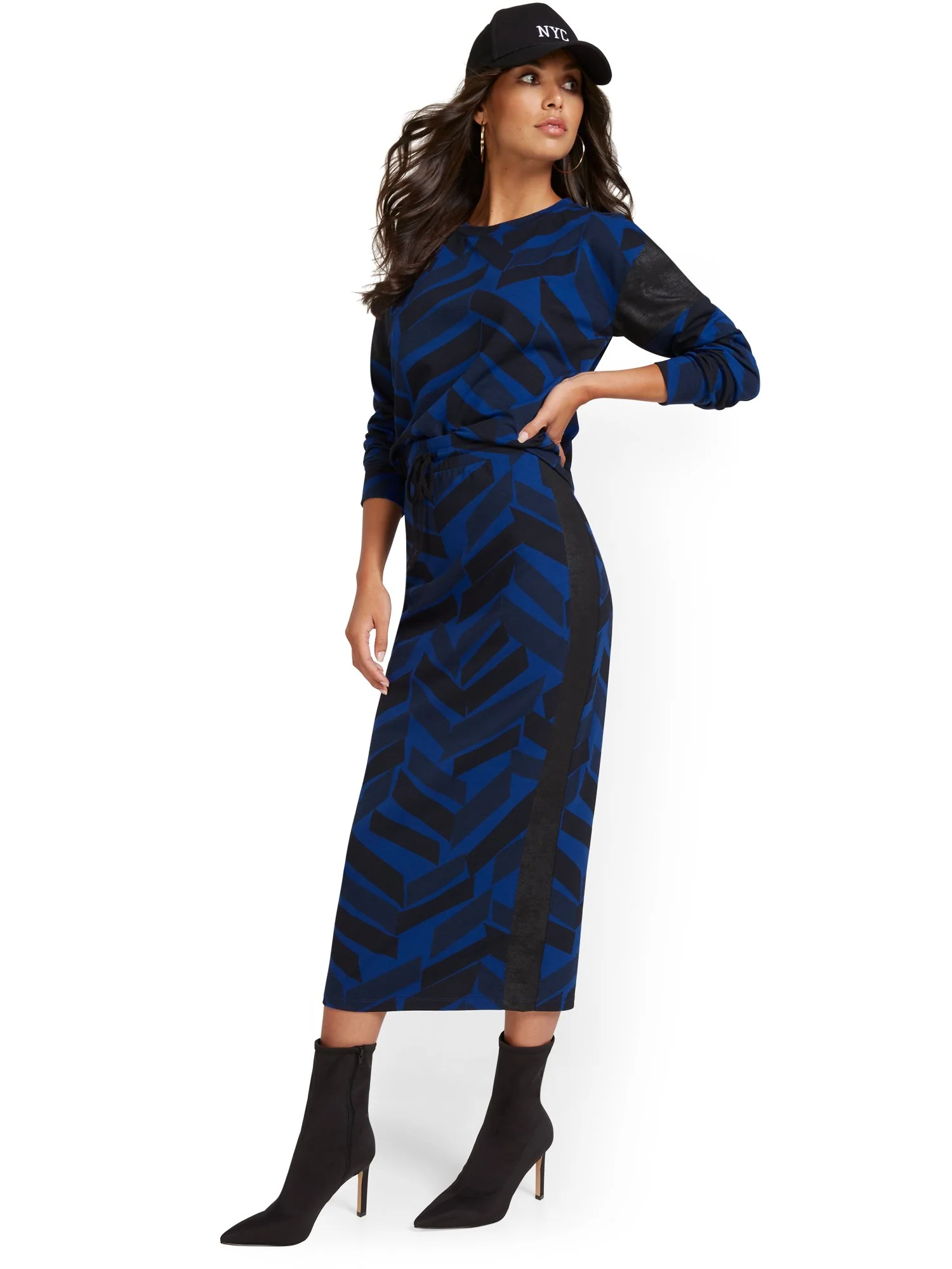 Faux-Leather Inset Geometric-Print Pencil Midi Skirt - Image 4