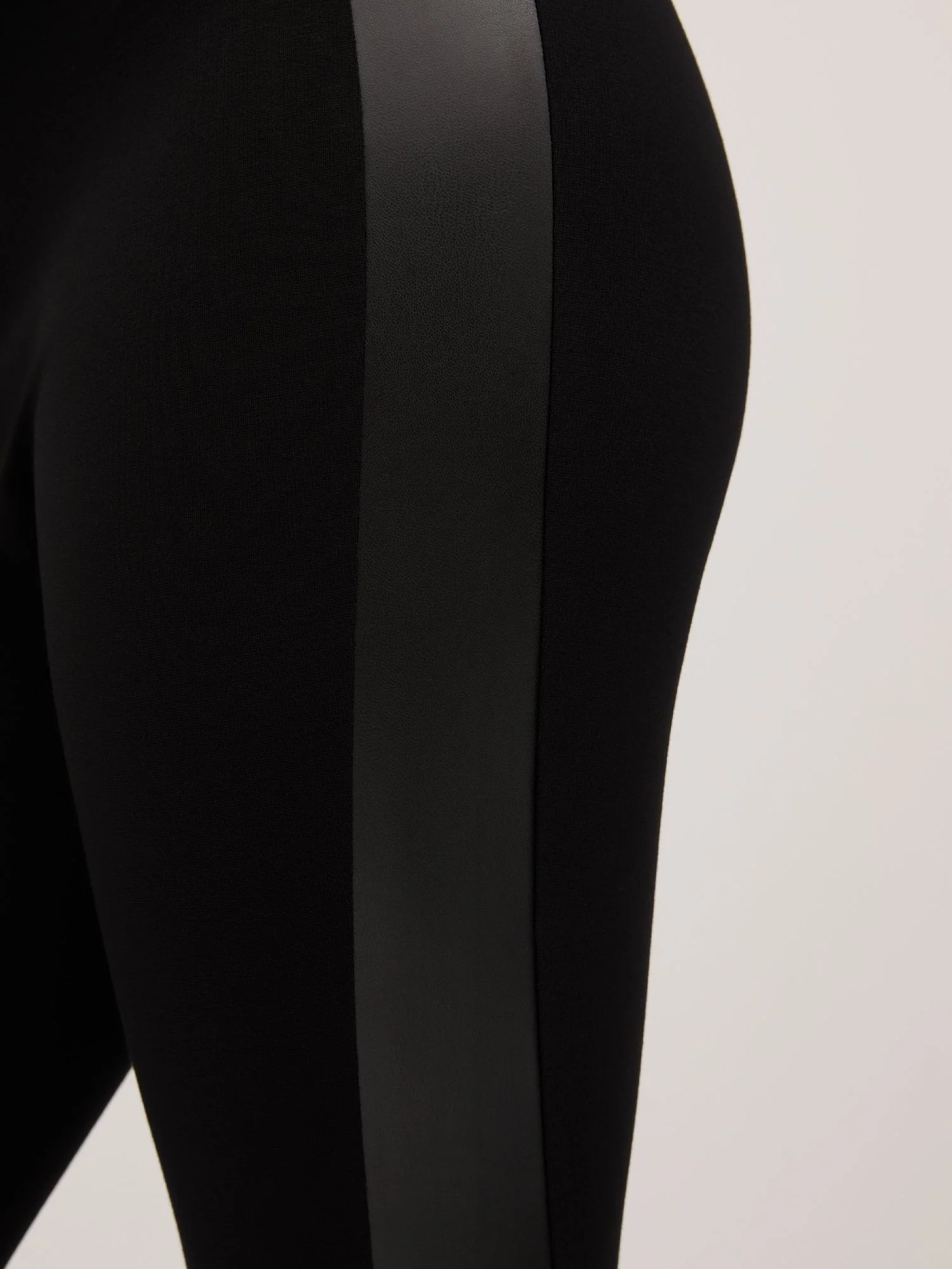 Faux-Leather Side-Strip Legging - Image 4