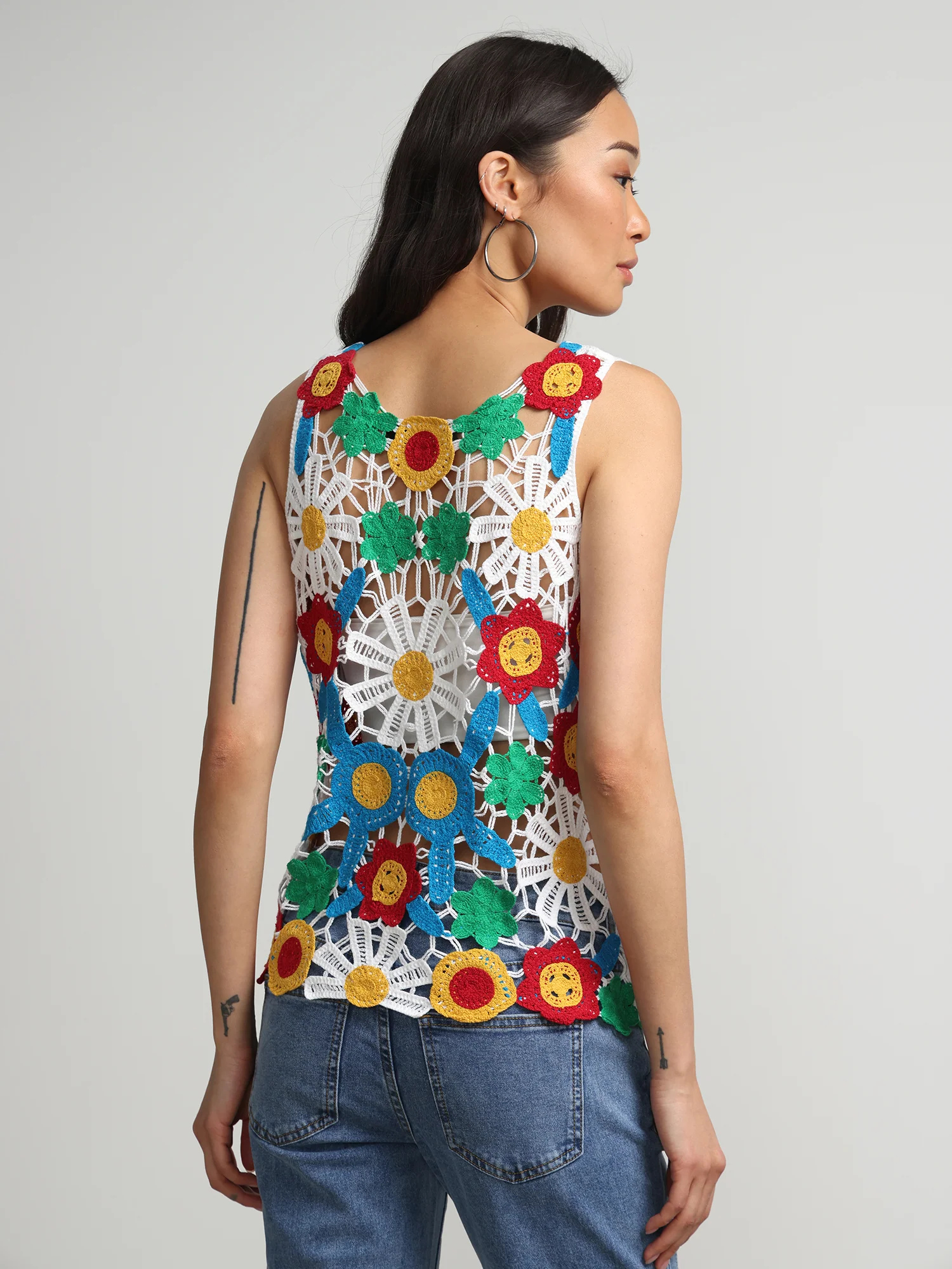 Floral Crochet Sleeveless Top - Image 3