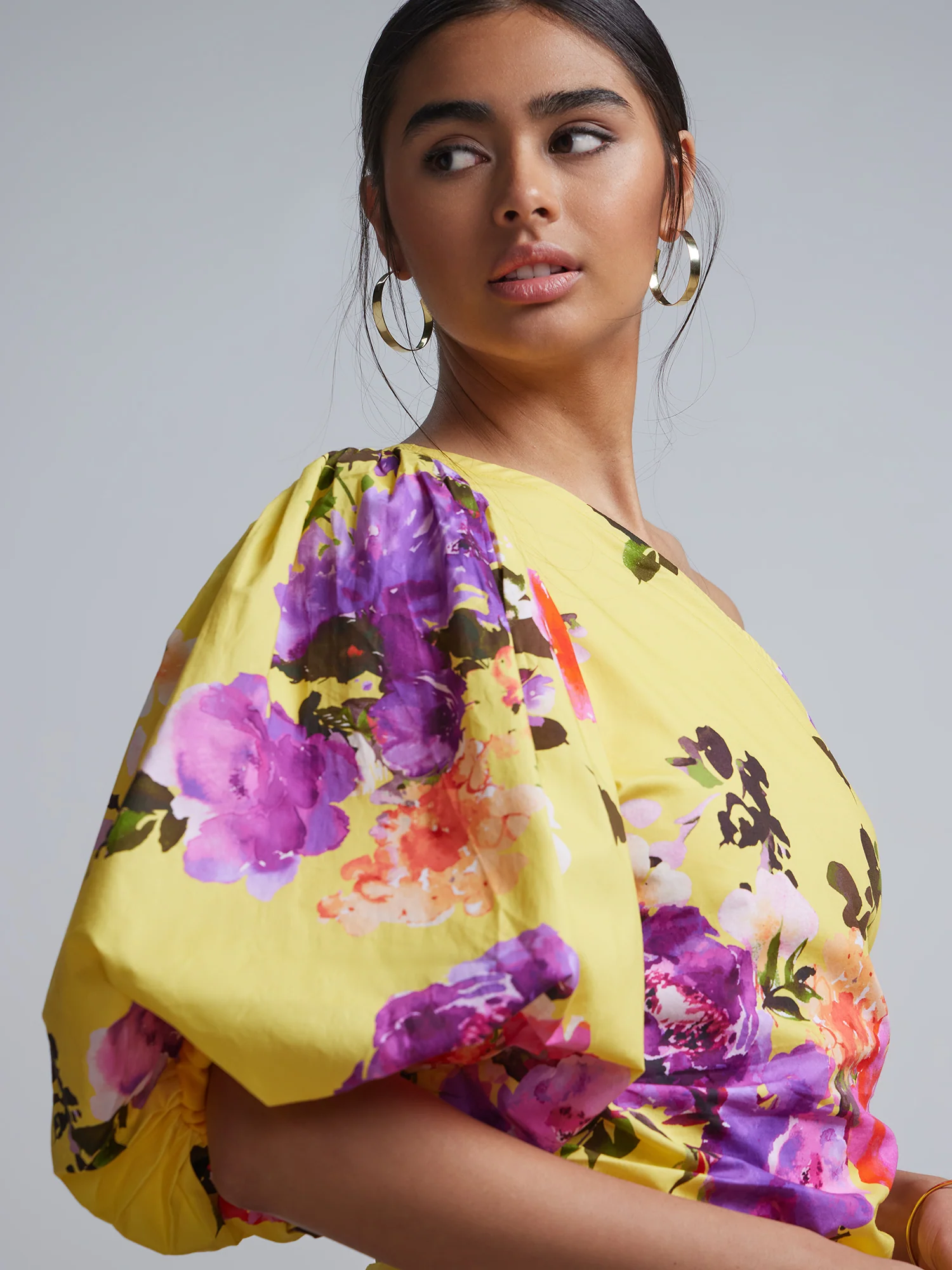 Floral-Print One-Shoulder Bow-Waist Top - Image 4