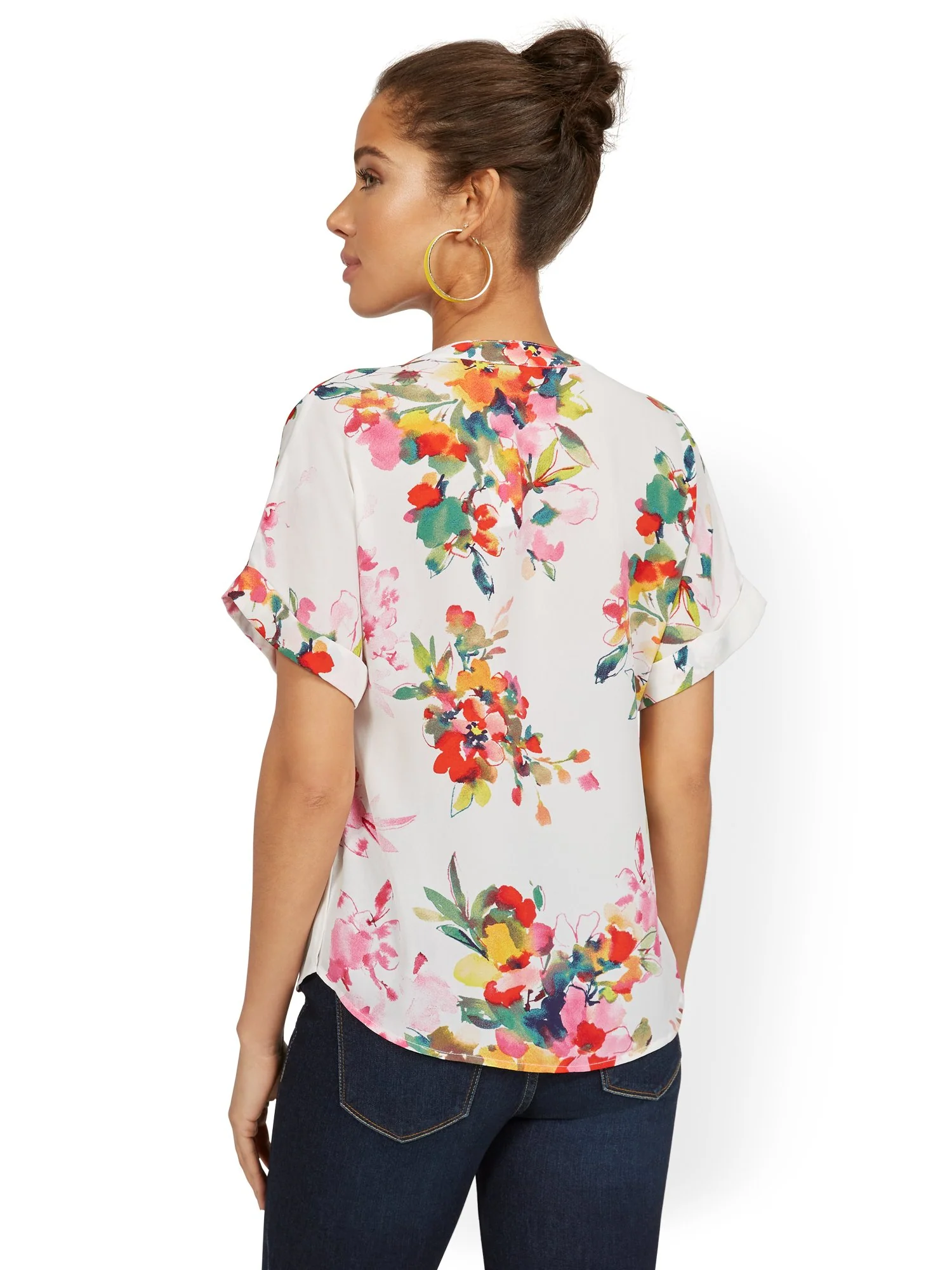 Floral-Print Short-Sleeved Split-Neck Pullover Top - Image 3
