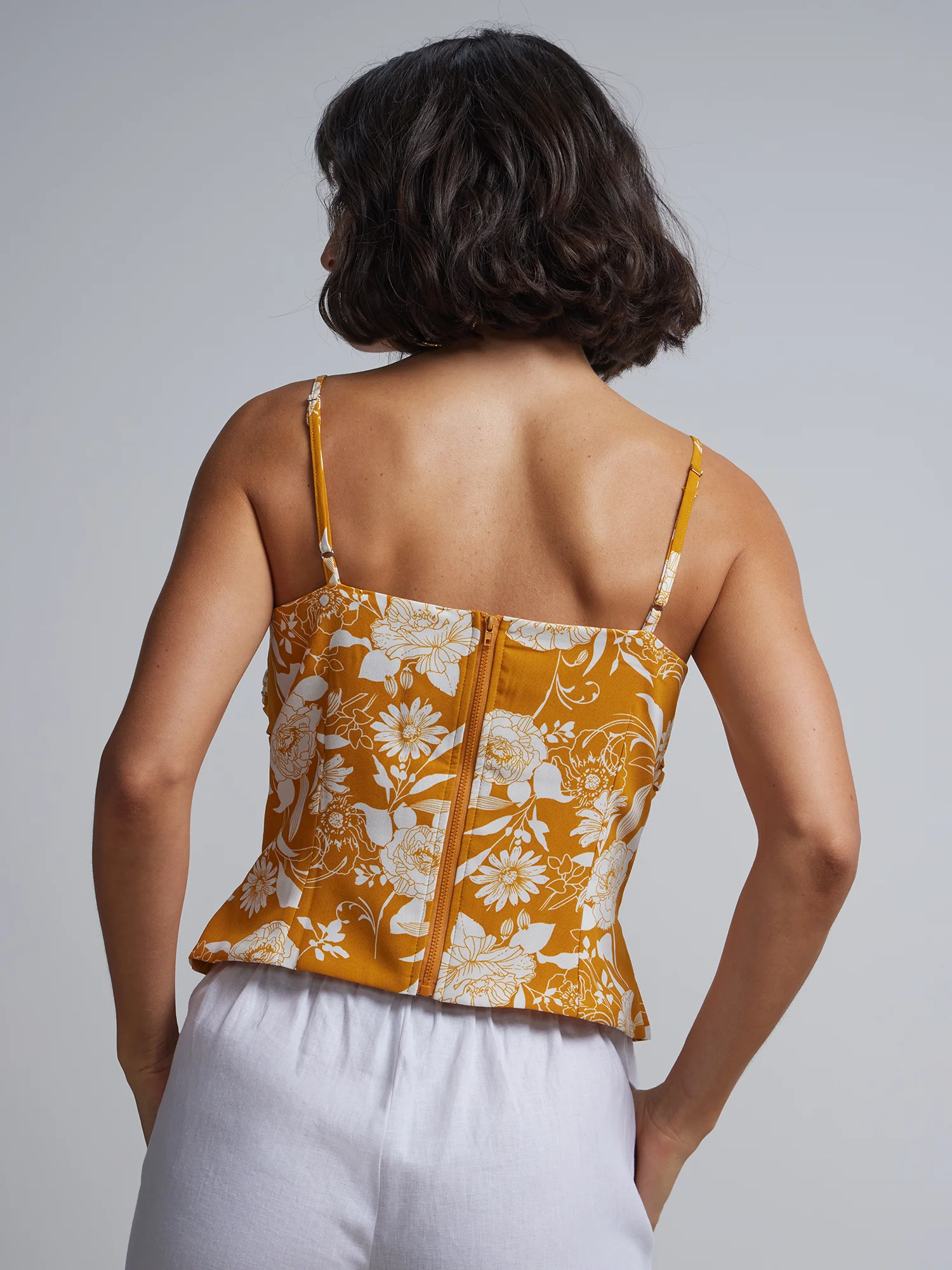 Floral-Print Twist Front Sleeveless Top - Image 3